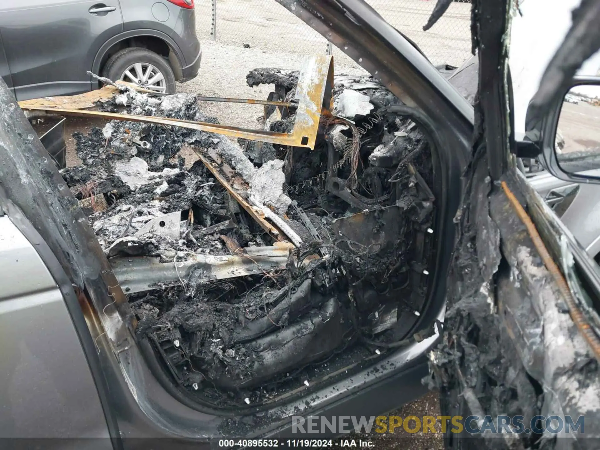 5 Photograph of a damaged car SALWZ2RE9LA716414 LAND ROVER RANGE ROVER SPORT 2020
