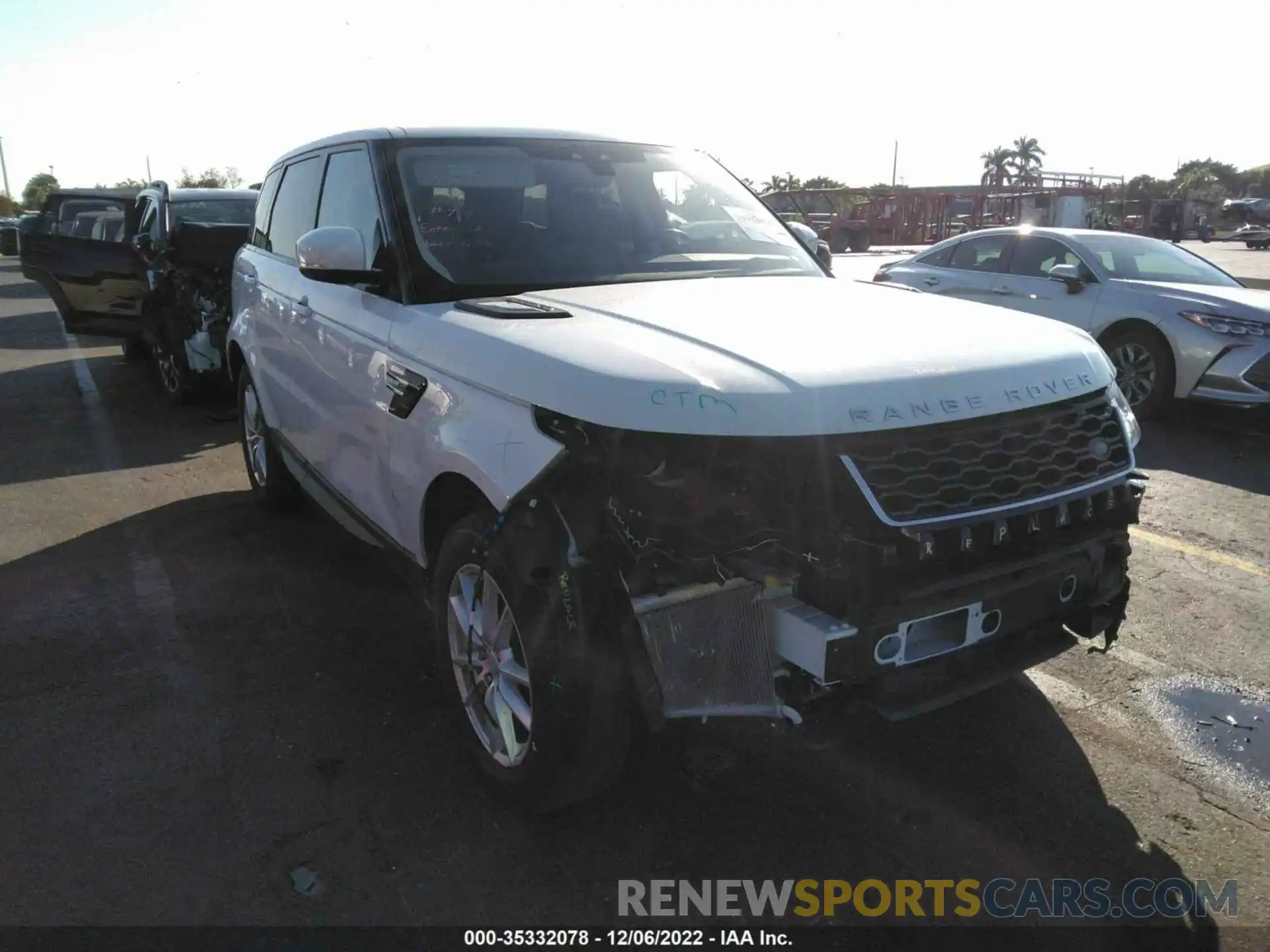 6 Photograph of a damaged car SALWG2SU6MA779382 LAND ROVER RANGE ROVER SPORT 2021