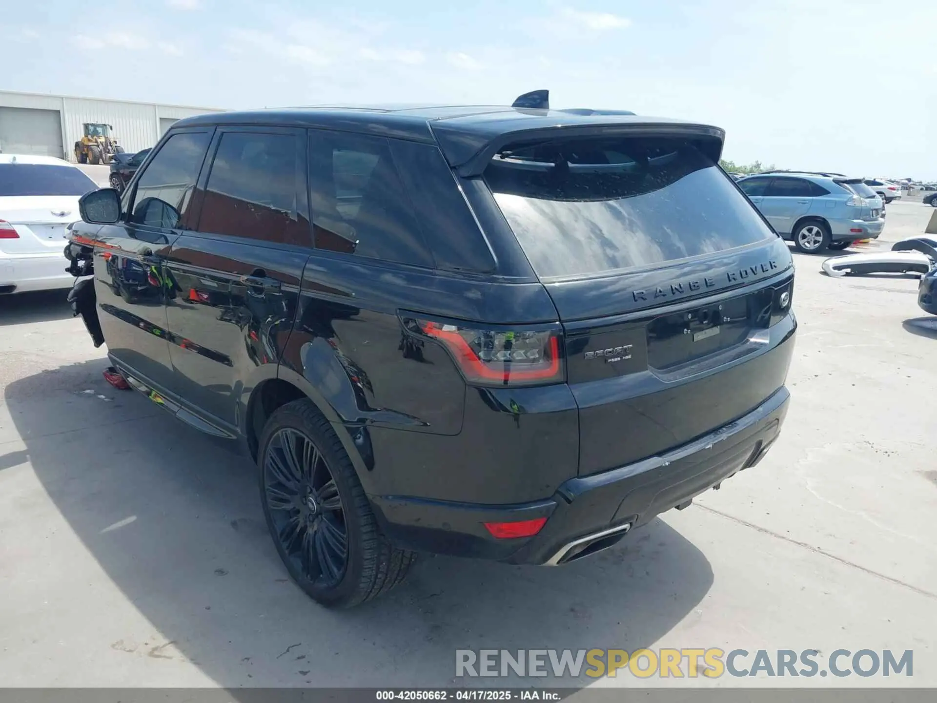 3 Photograph of a damaged car SALWR2SE8MA750470 LAND ROVER RANGE ROVER SPORT 2021