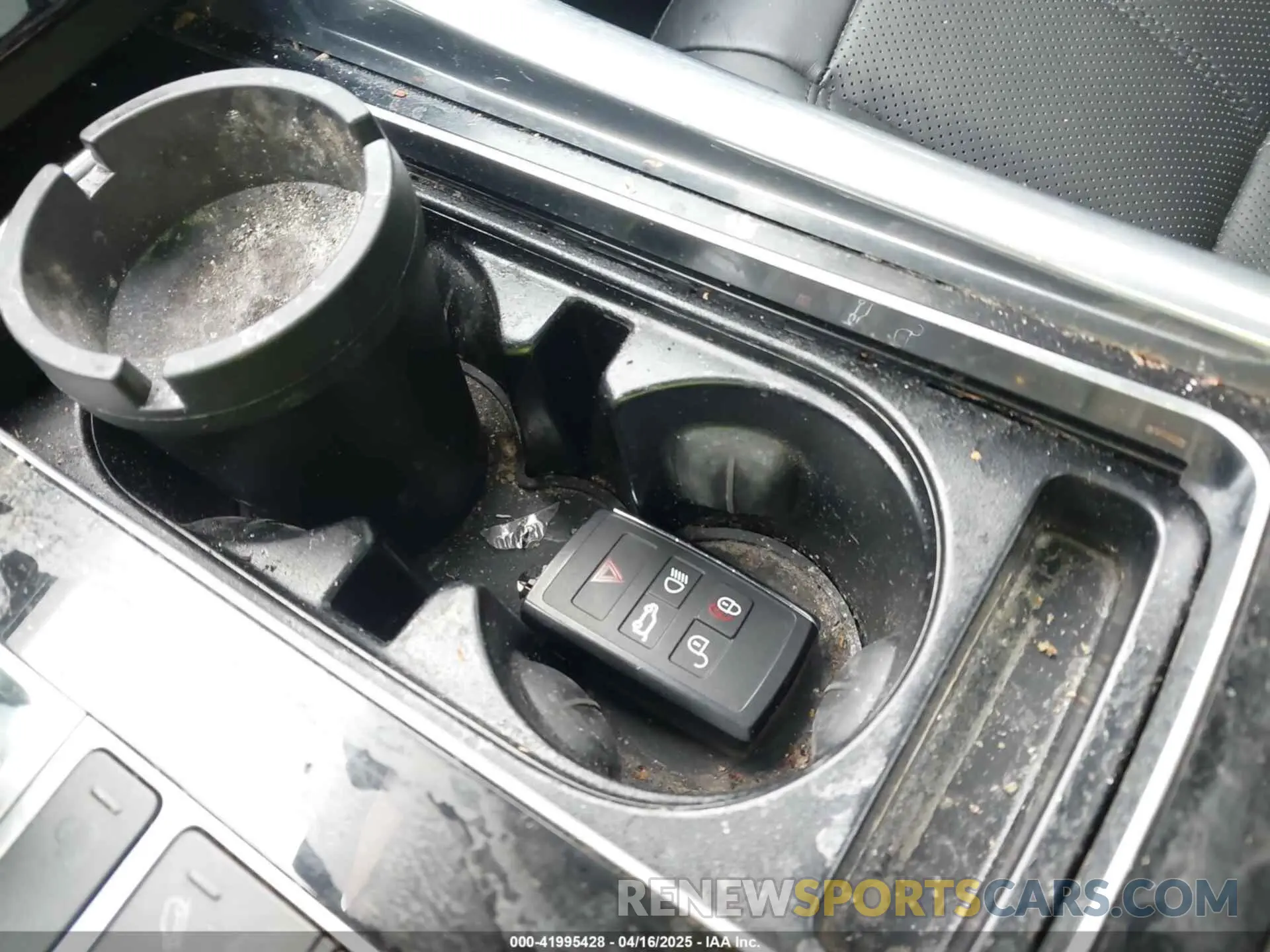 11 Photograph of a damaged car SALWR2SE8MA759704 LAND ROVER RANGE ROVER SPORT 2021