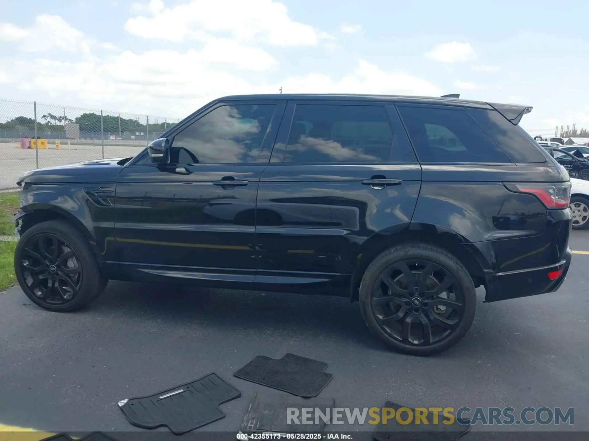 15 Photograph of a damaged car SALWR2SU3MA762128 LAND ROVER RANGE ROVER SPORT 2021