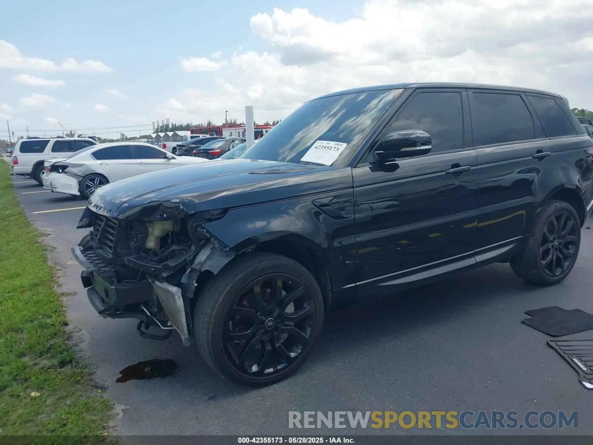 2 Photograph of a damaged car SALWR2SU3MA762128 LAND ROVER RANGE ROVER SPORT 2021