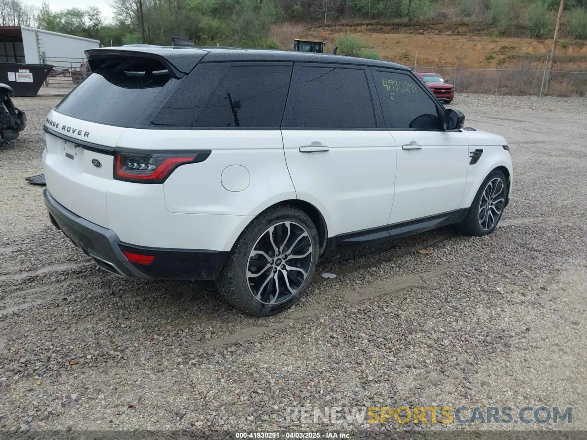4 Photograph of a damaged car SALWR2SU7MA772855 LAND ROVER RANGE ROVER SPORT 2021