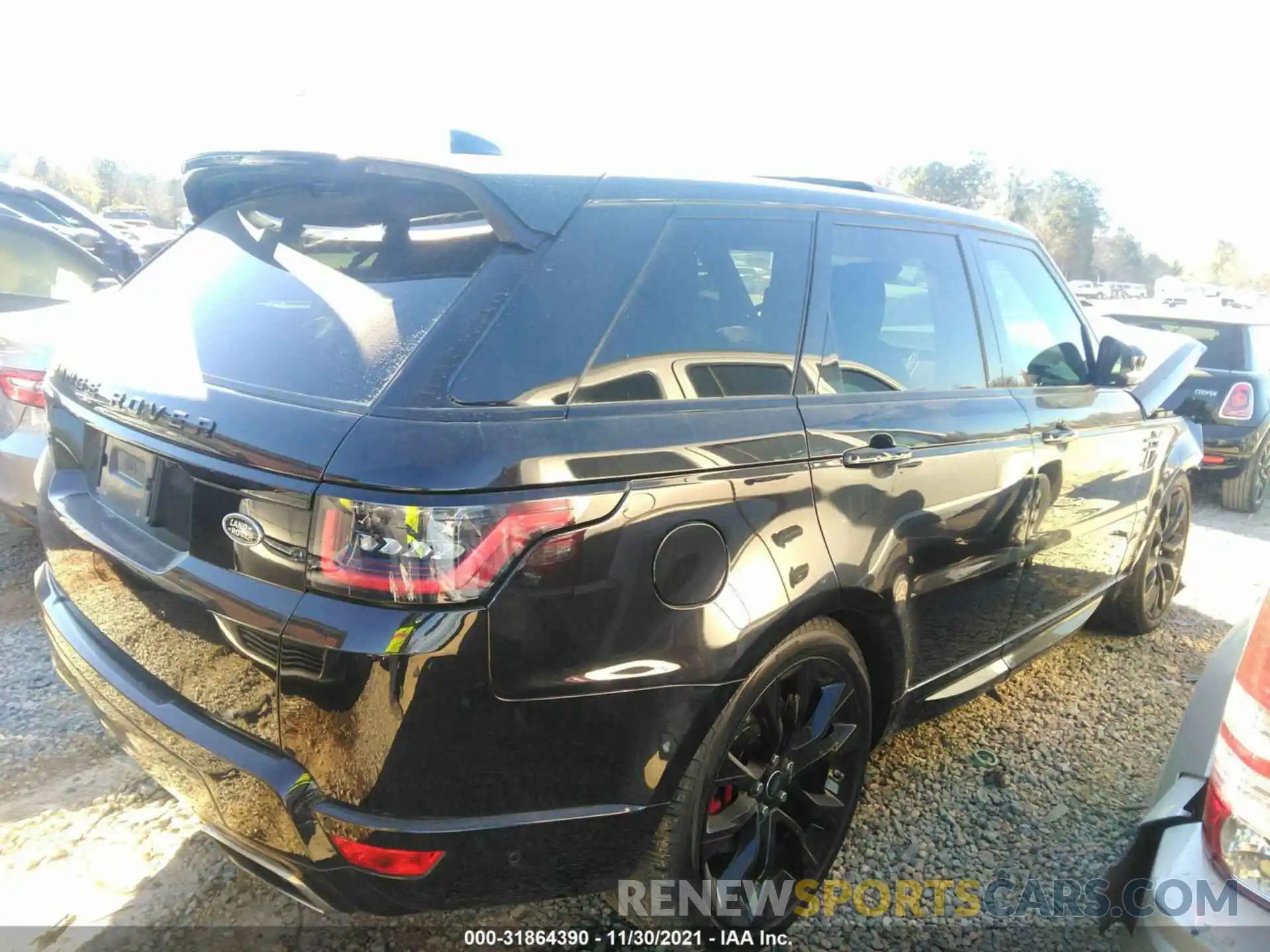 4 Photograph of a damaged car SALWS2RUXMA786940 LAND ROVER RANGE ROVER SPORT 2021