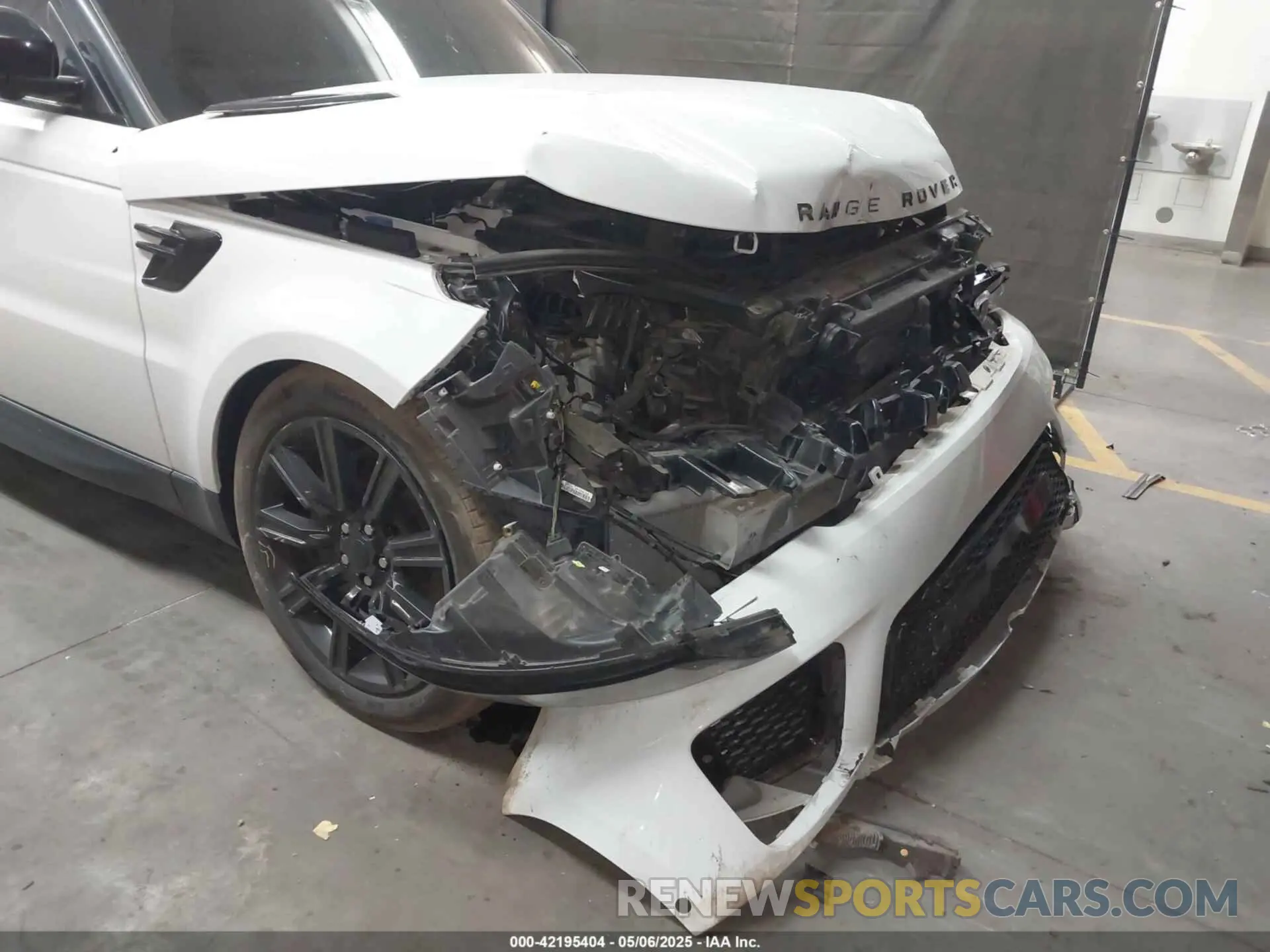 6 Photograph of a damaged car SALWR2SU7NA234383 LAND ROVER RANGE ROVER SPORT 2022