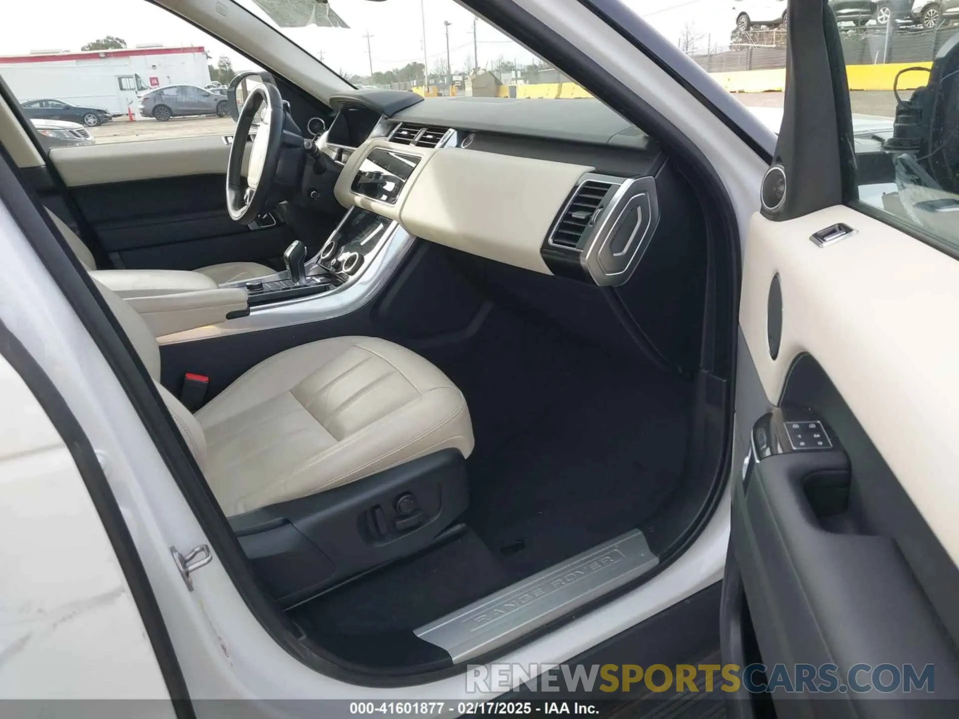 5 Photograph of a damaged car SALWR2SUXNA222289 LAND ROVER RANGE ROVER SPORT 2022