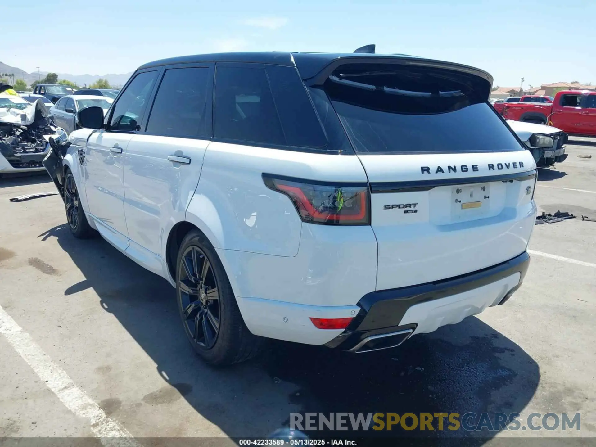 3 Photograph of a damaged car SALWS2RU3NA216568 LAND ROVER RANGE ROVER SPORT 2022