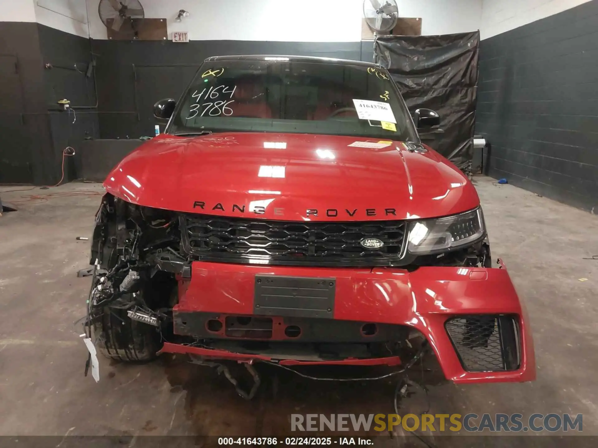 13 Photograph of a damaged car SALWS2RU5NA220721 LAND ROVER RANGE ROVER SPORT 2022