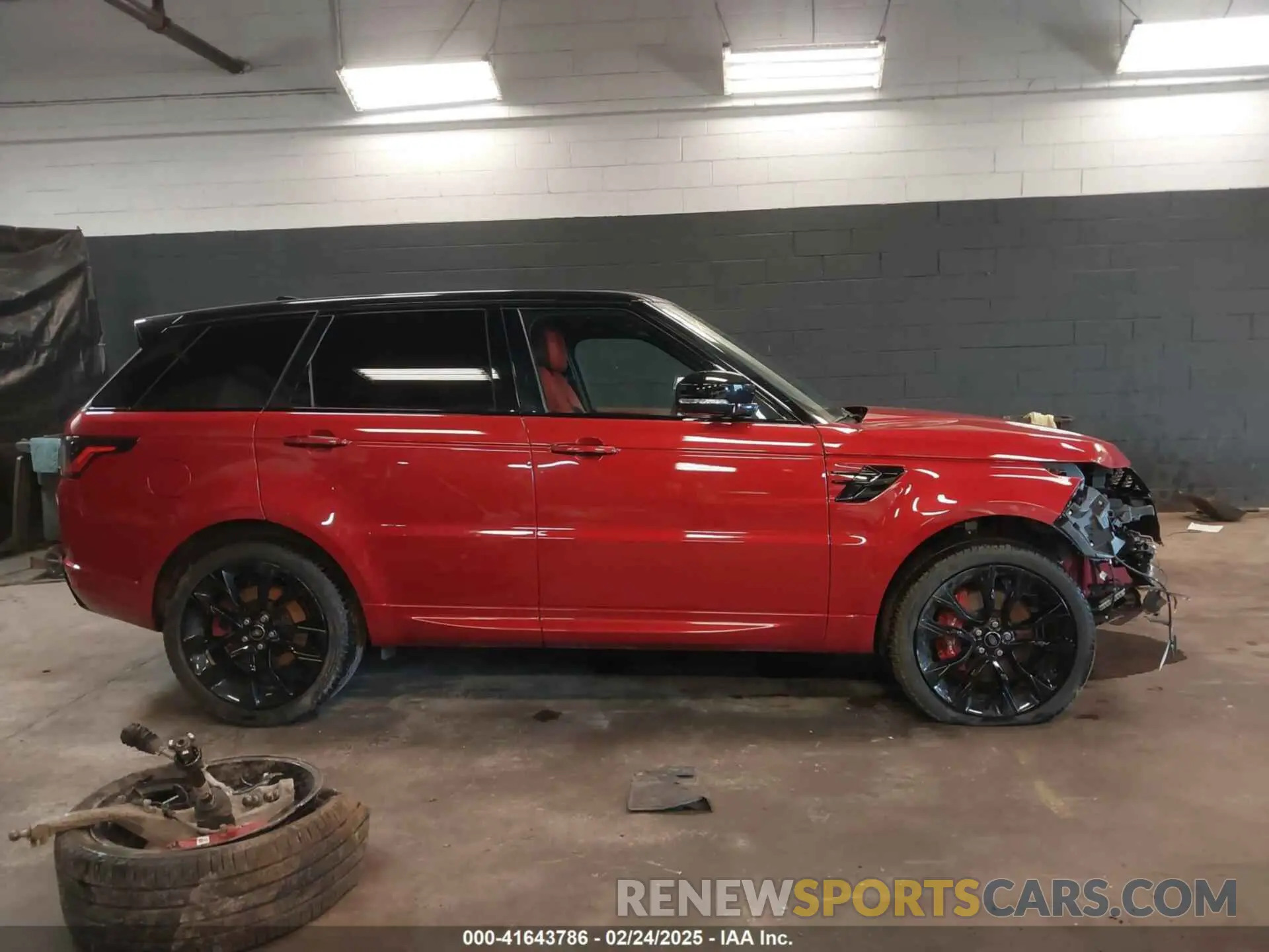 14 Photograph of a damaged car SALWS2RU5NA220721 LAND ROVER RANGE ROVER SPORT 2022