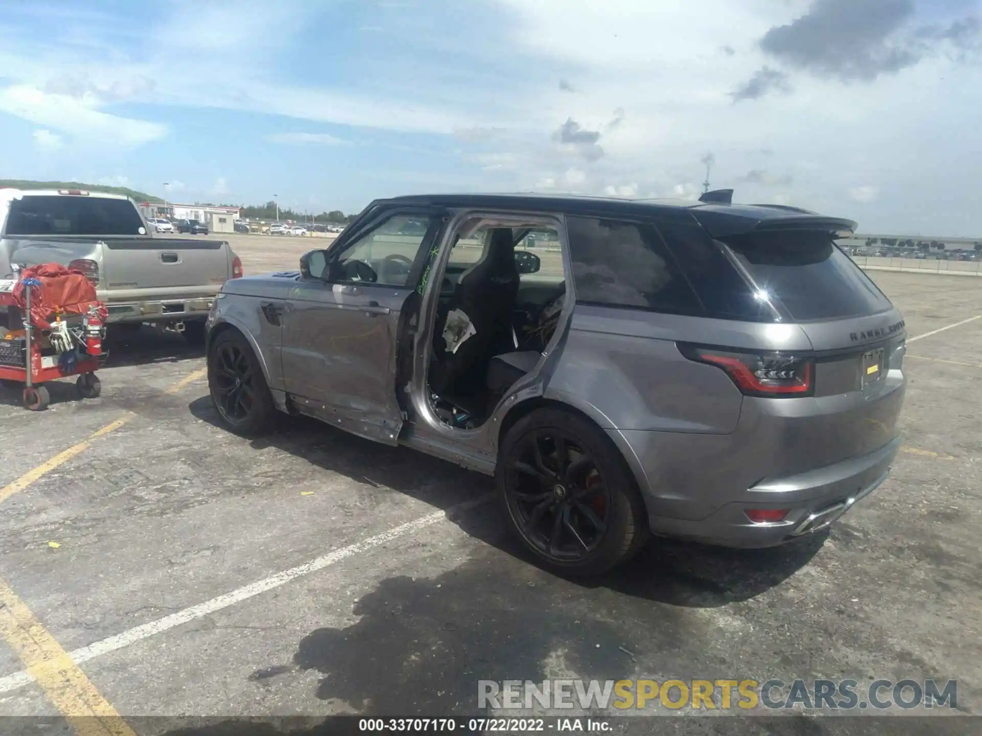 3 Photograph of a damaged car SALWZ2RE6NA236303 LAND ROVER RANGE ROVER SPORT 2022