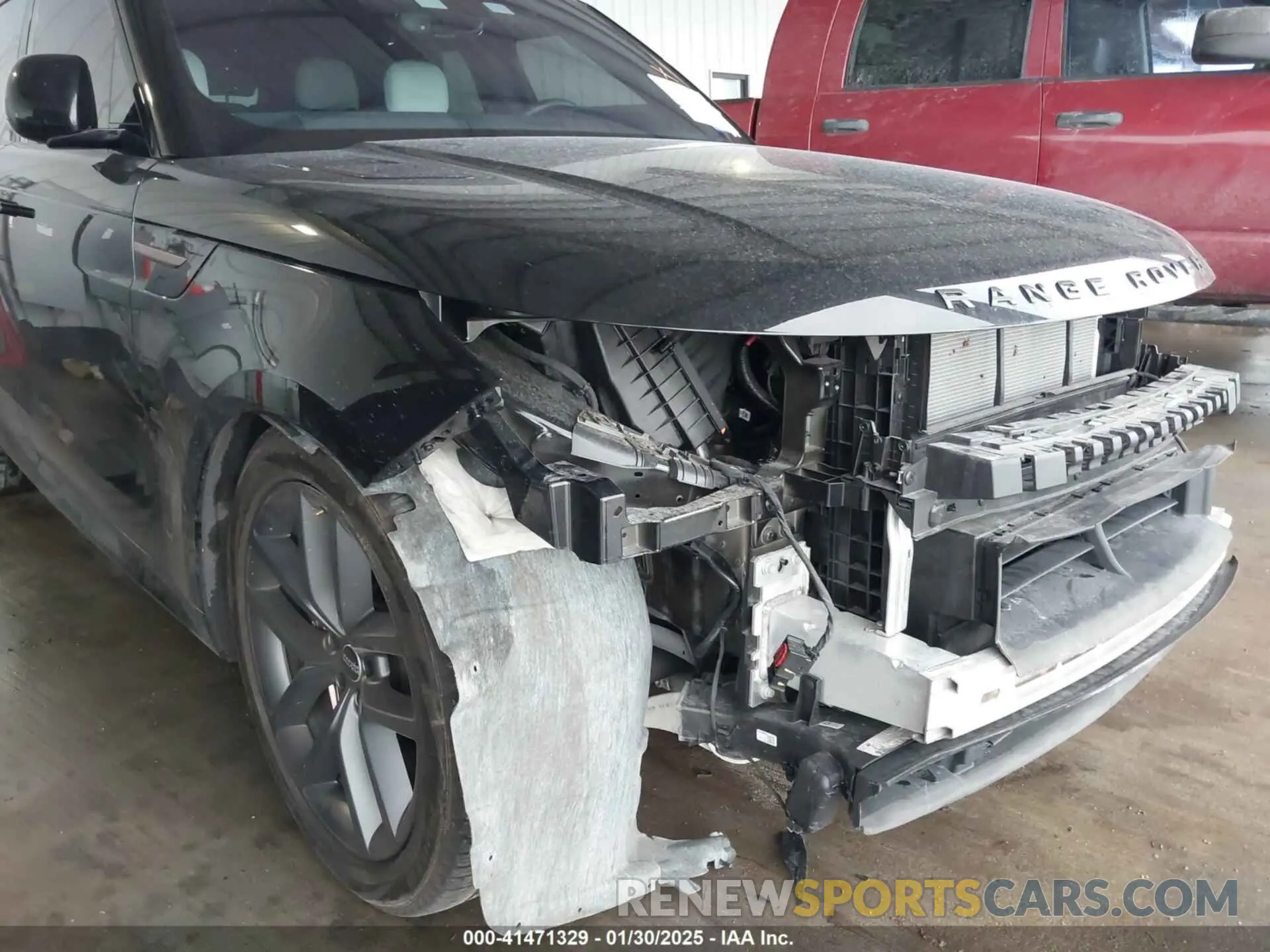 17 Photograph of a damaged car SAL1L9FU2PA149260 LAND ROVER RANGE ROVER SPORT 2023