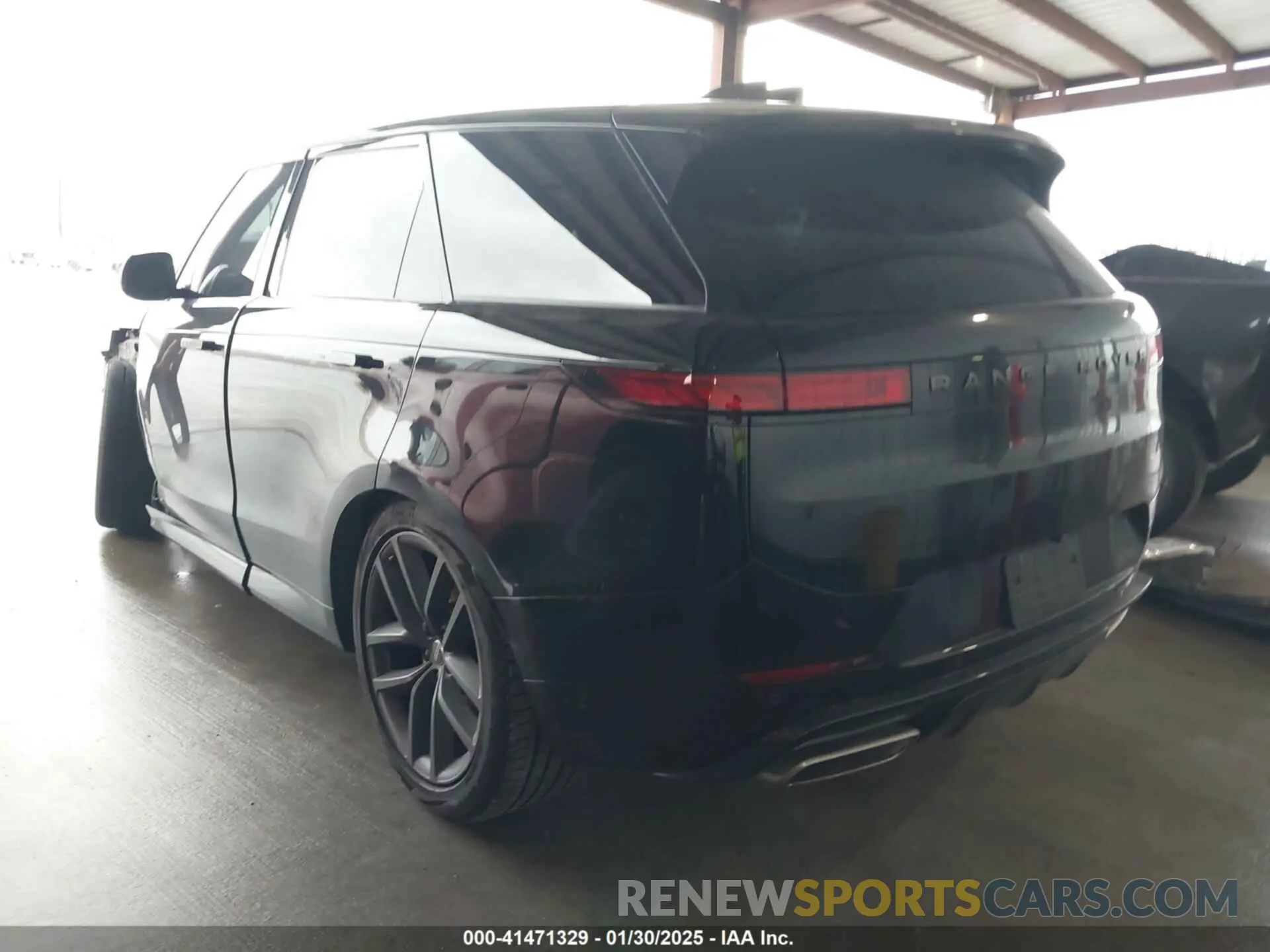 3 Photograph of a damaged car SAL1L9FU2PA149260 LAND ROVER RANGE ROVER SPORT 2023