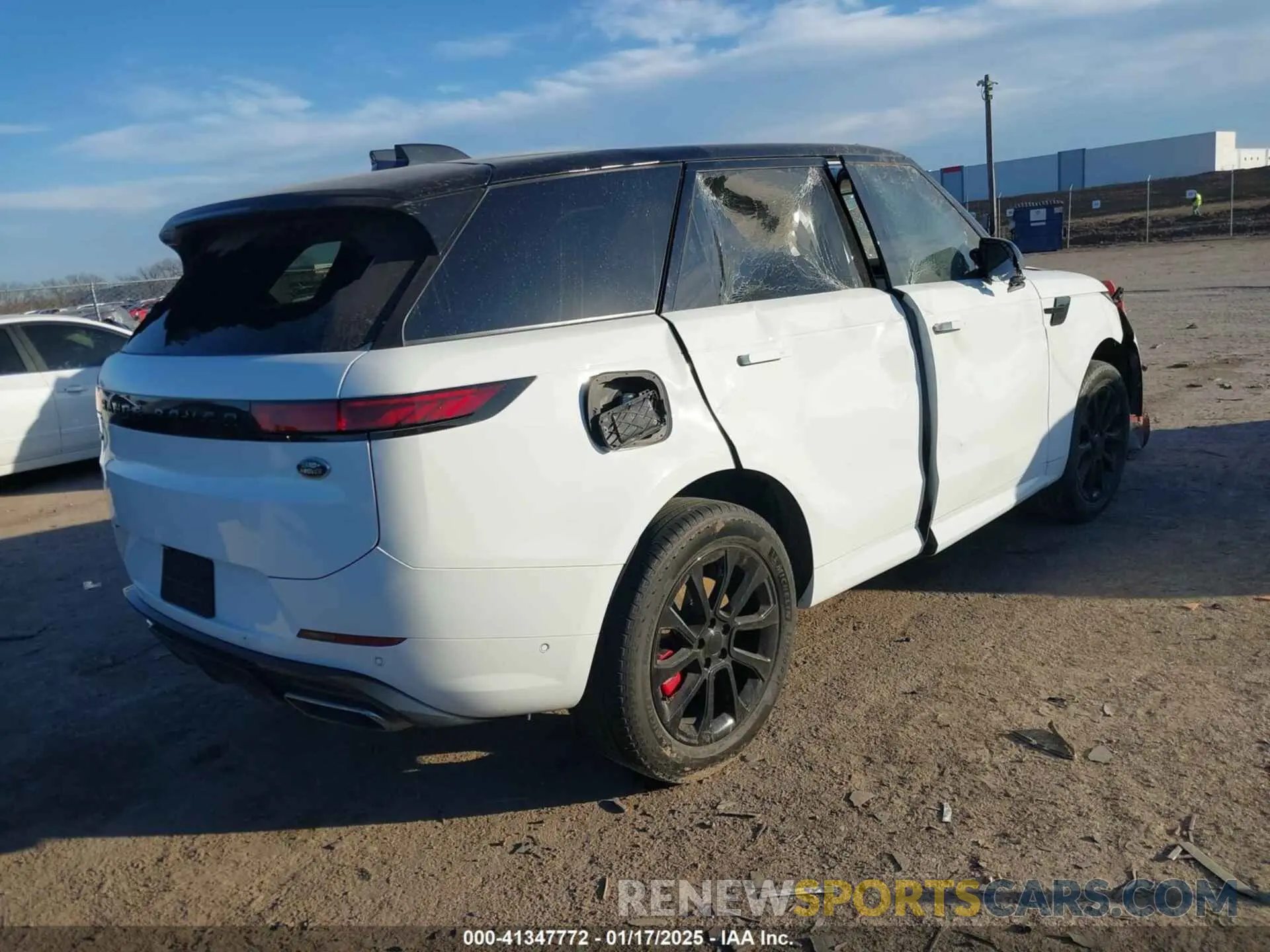 4 Photograph of a damaged car SAL1L9FU8PA110947 LAND ROVER RANGE ROVER SPORT 2023