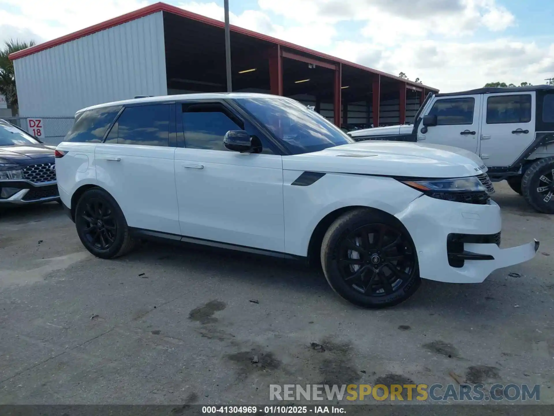 13 Photograph of a damaged car SAL1P9EU3PA139309 LAND ROVER RANGE ROVER SPORT 2023