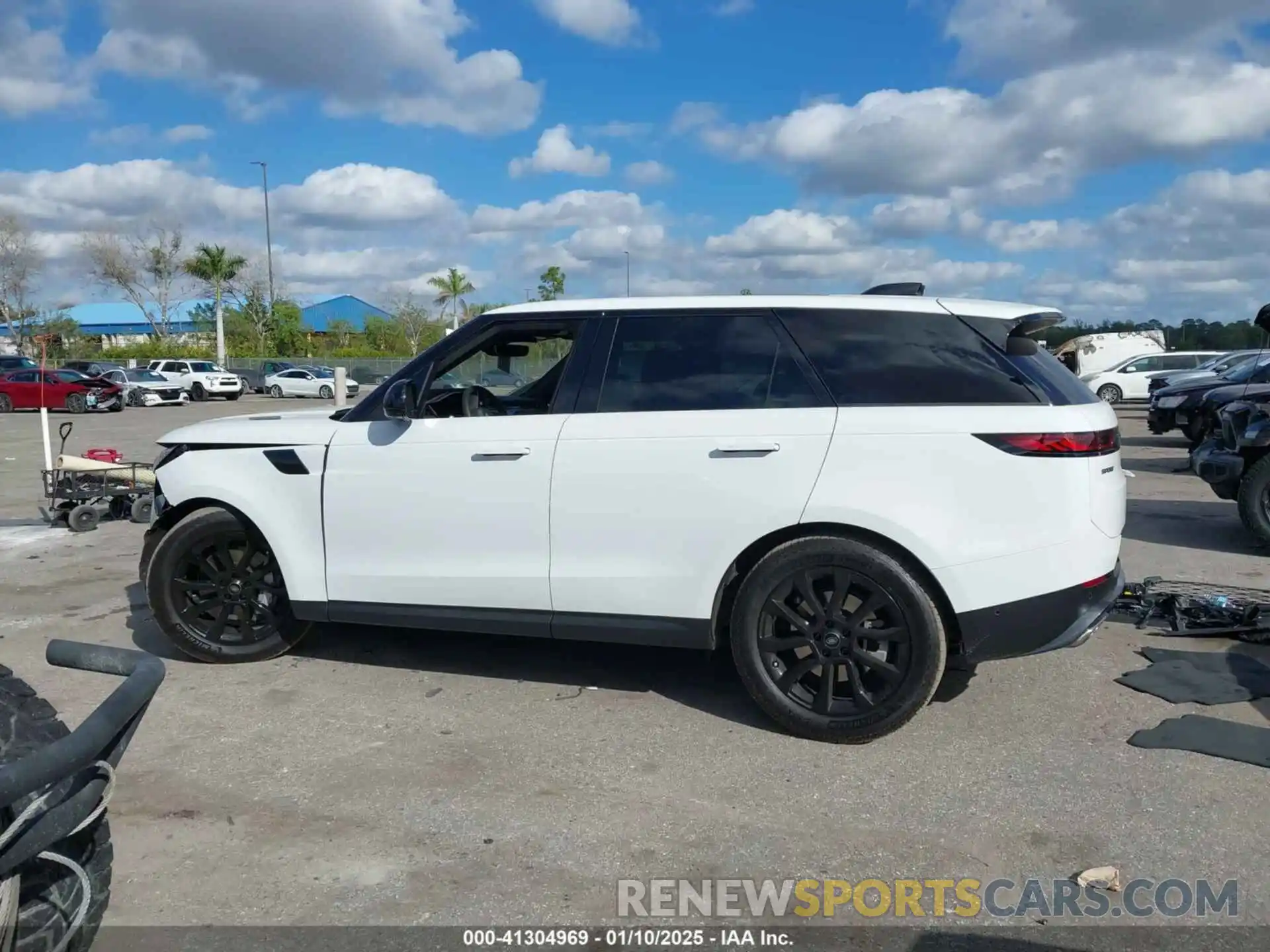 14 Photograph of a damaged car SAL1P9EU3PA139309 LAND ROVER RANGE ROVER SPORT 2023