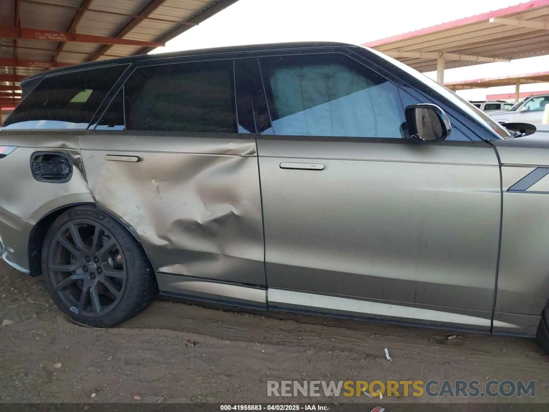 13 Photograph of a damaged car SAL109F9XRA196124 LAND ROVER RANGE ROVER SPORT 2024
