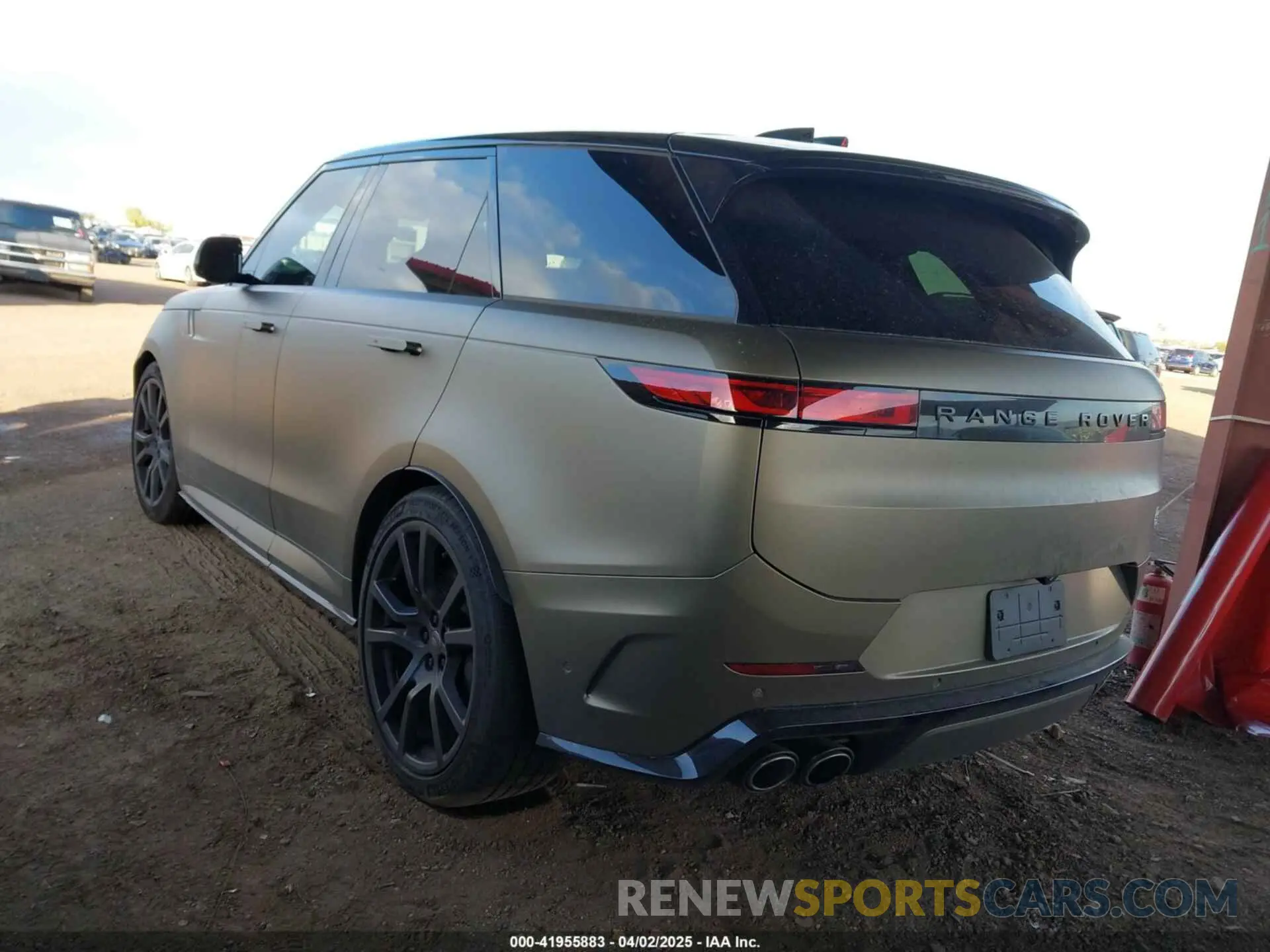 3 Photograph of a damaged car SAL109F9XRA196124 LAND ROVER RANGE ROVER SPORT 2024