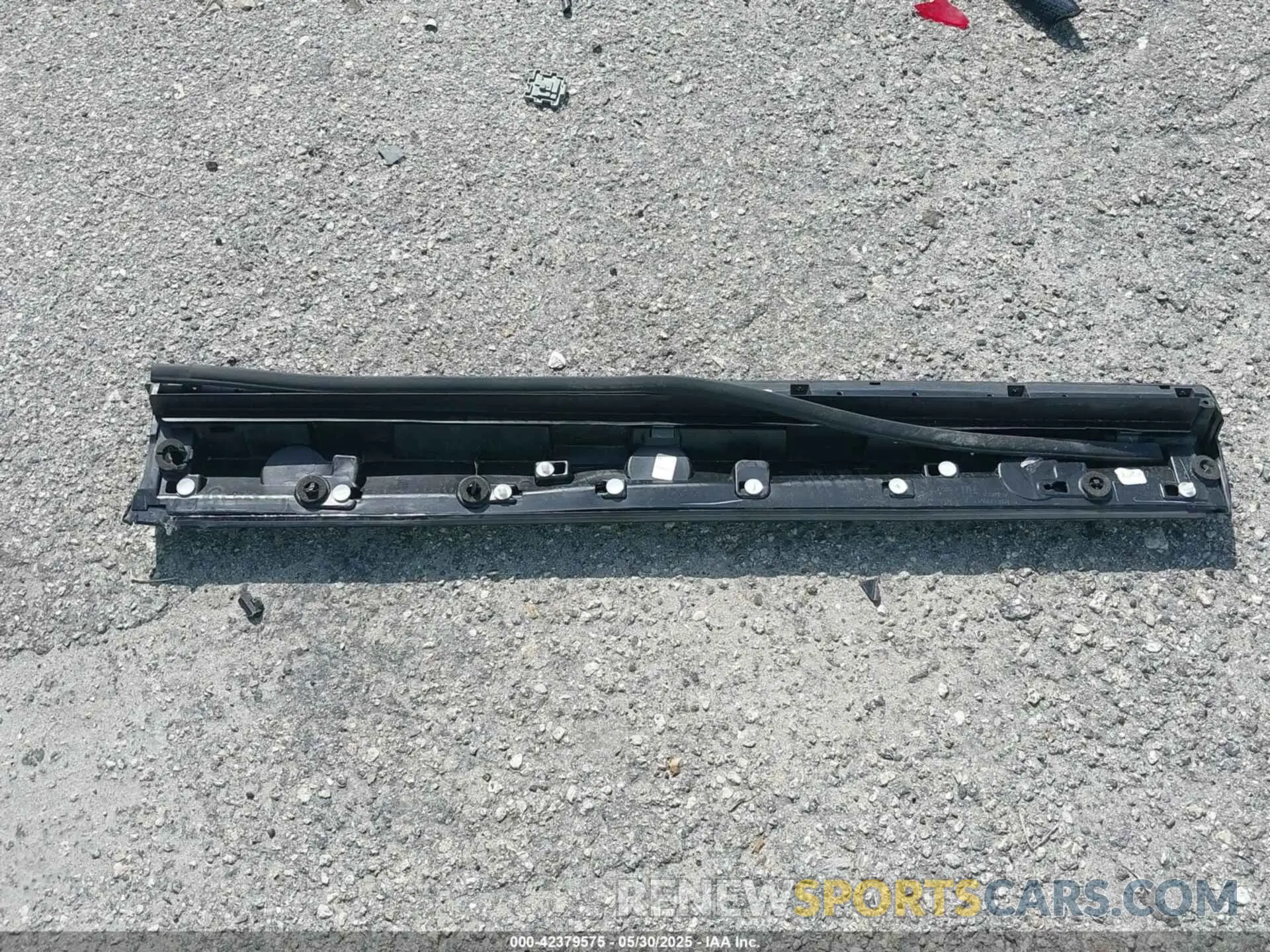 12 Photograph of a damaged car SAL1L9FU3RA420944 LAND ROVER RANGE ROVER SPORT 2024