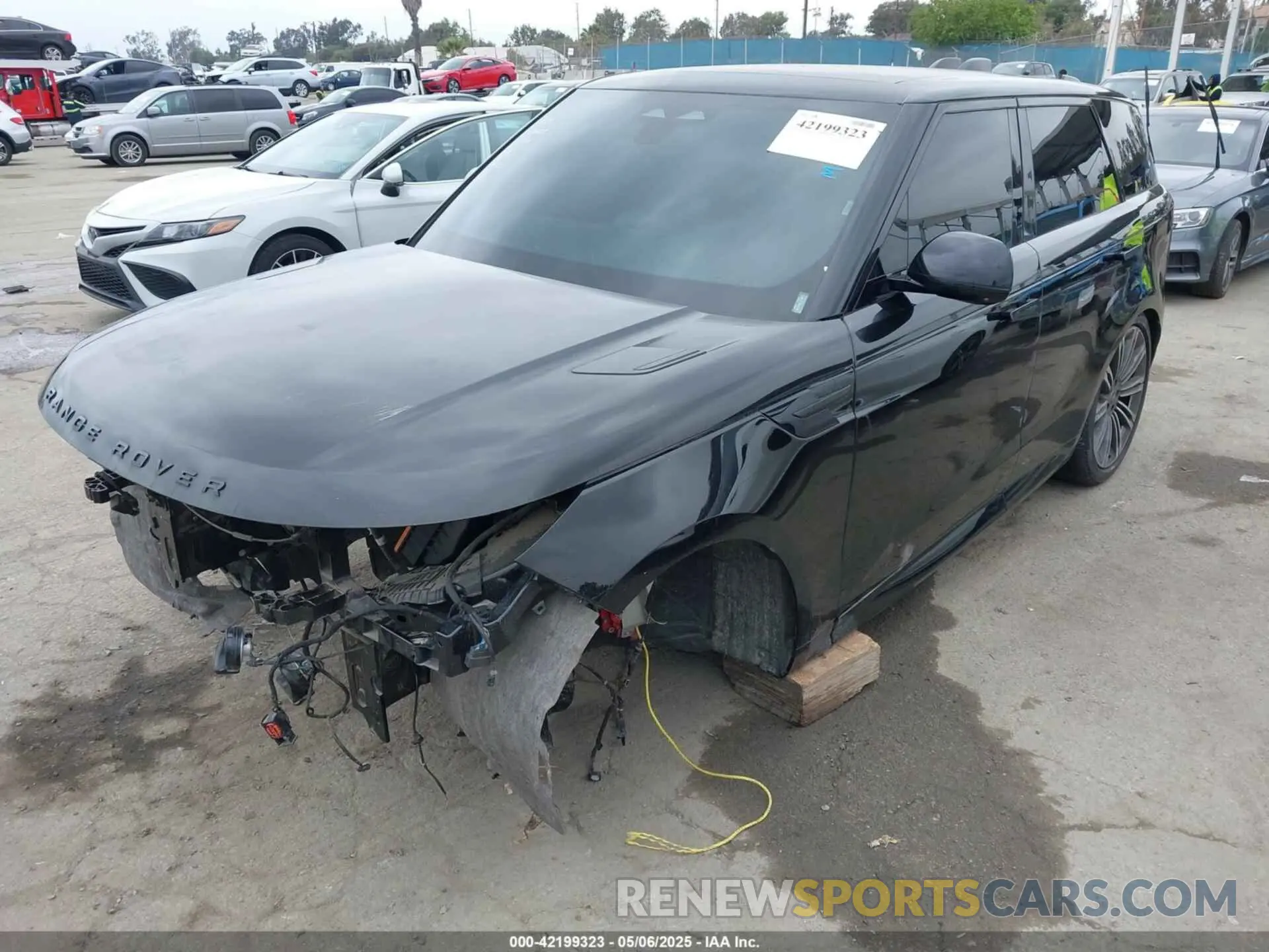 2 Photograph of a damaged car SAL1L9FU7RA174142 LAND ROVER RANGE ROVER SPORT 2024