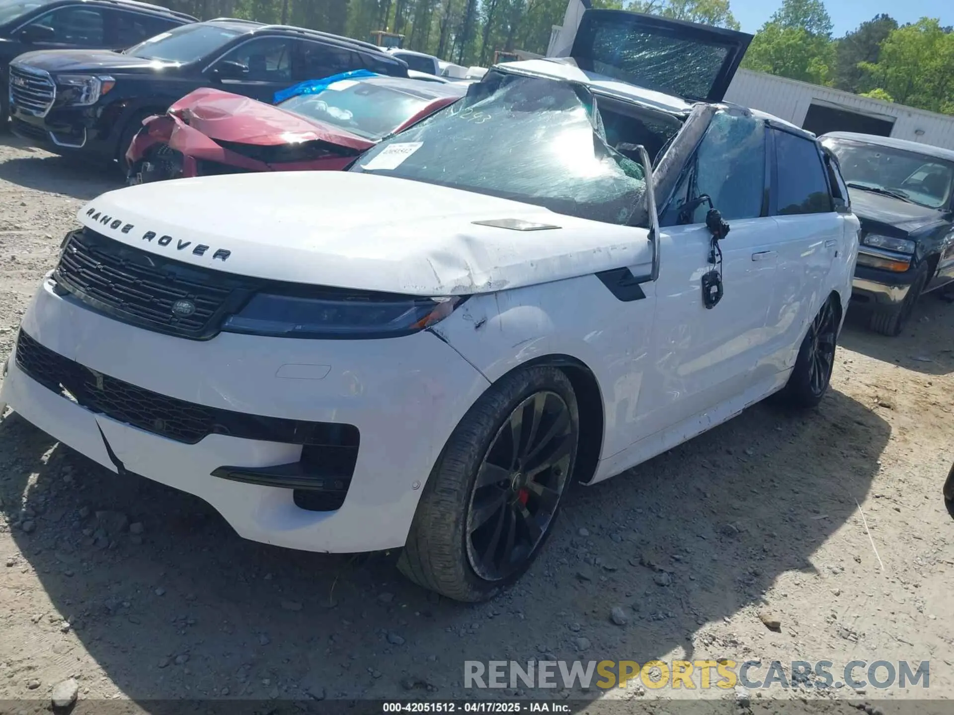 2 Photograph of a damaged car SAL1L9FU9RA405431 LAND ROVER RANGE ROVER SPORT 2024