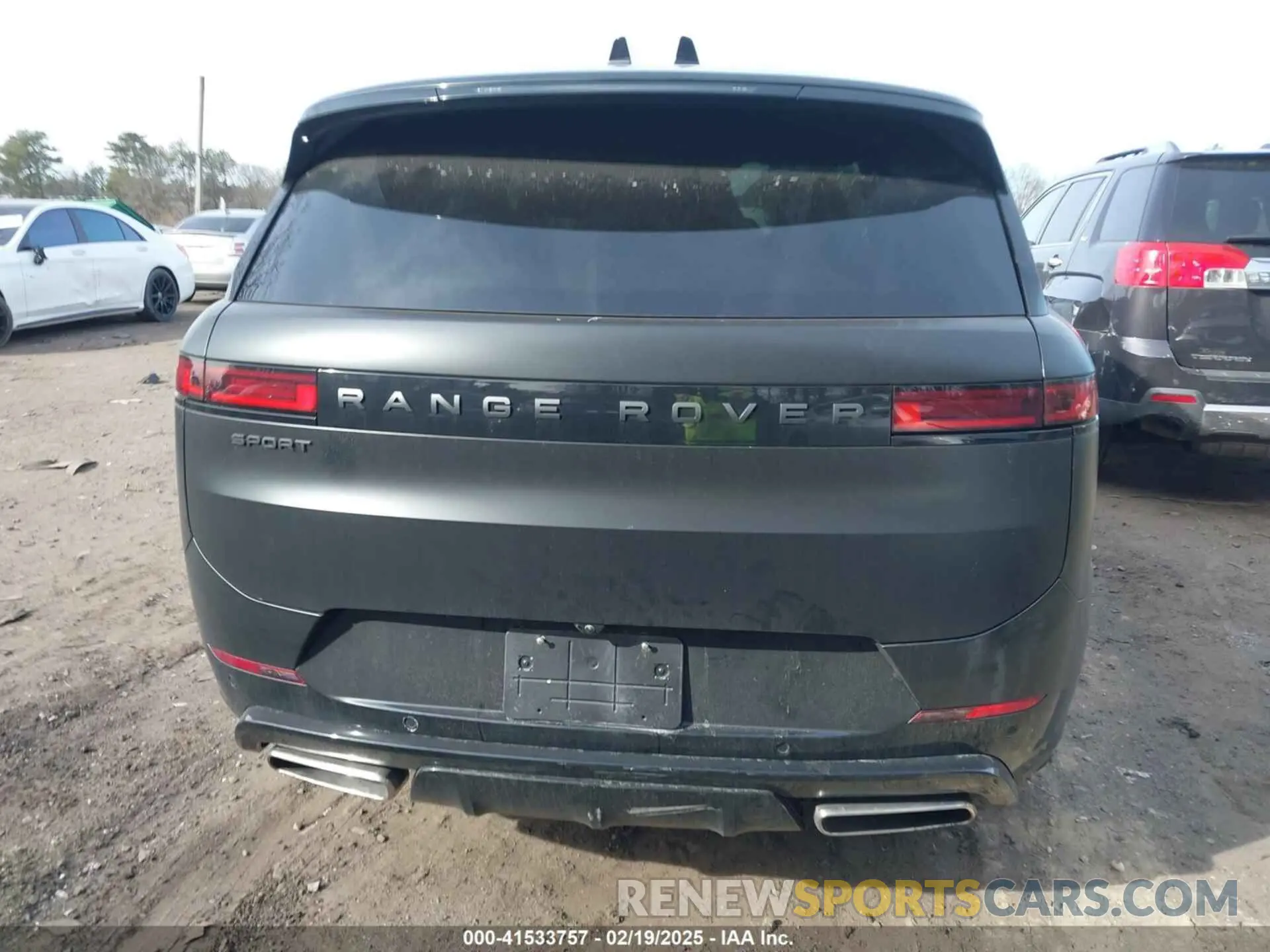 16 Photograph of a damaged car SAL1L9FU9RA419328 LAND ROVER RANGE ROVER SPORT 2024