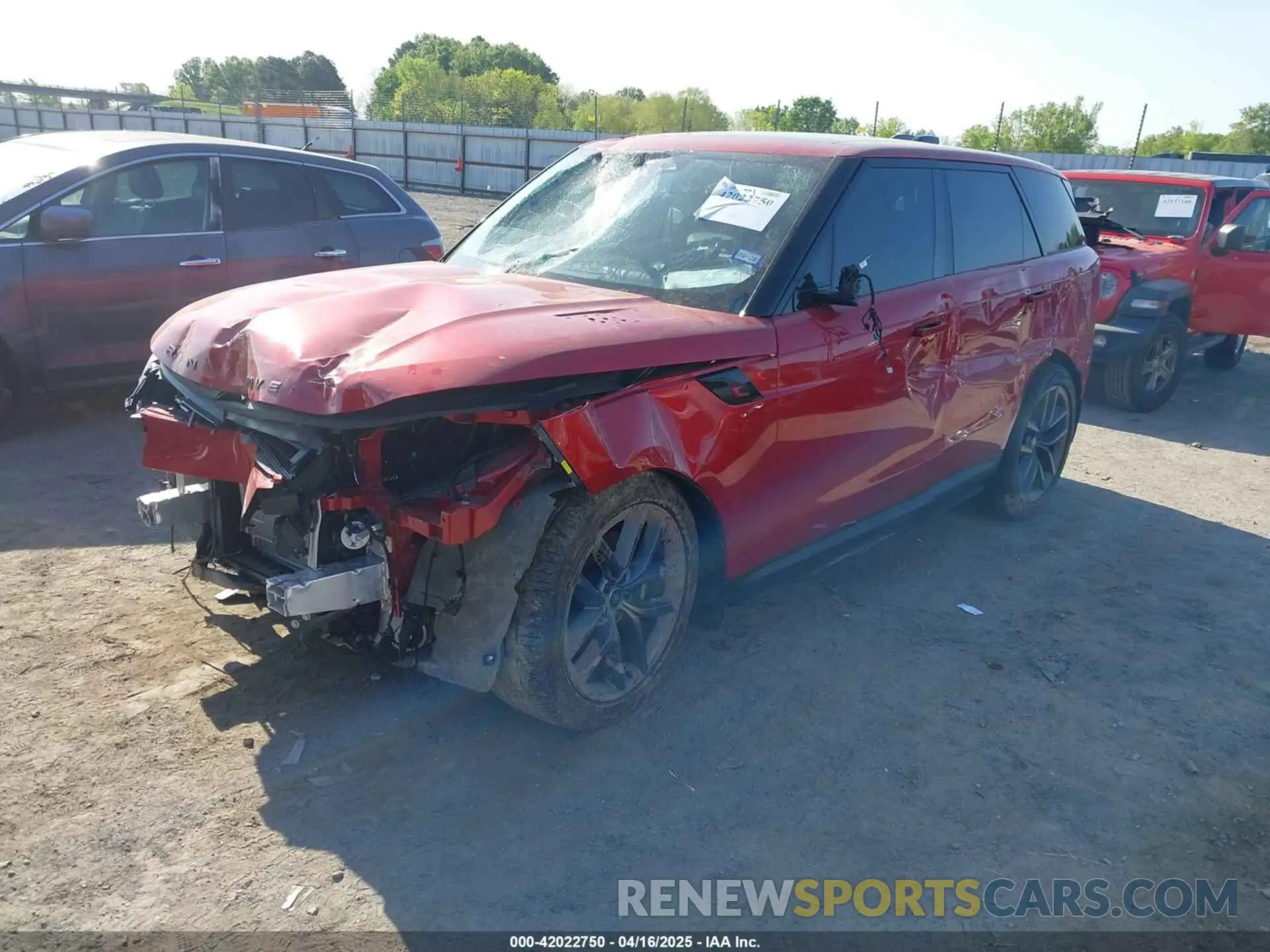 2 Photograph of a damaged car SAL1P9EU6RA418160 LAND ROVER RANGE ROVER SPORT 2024