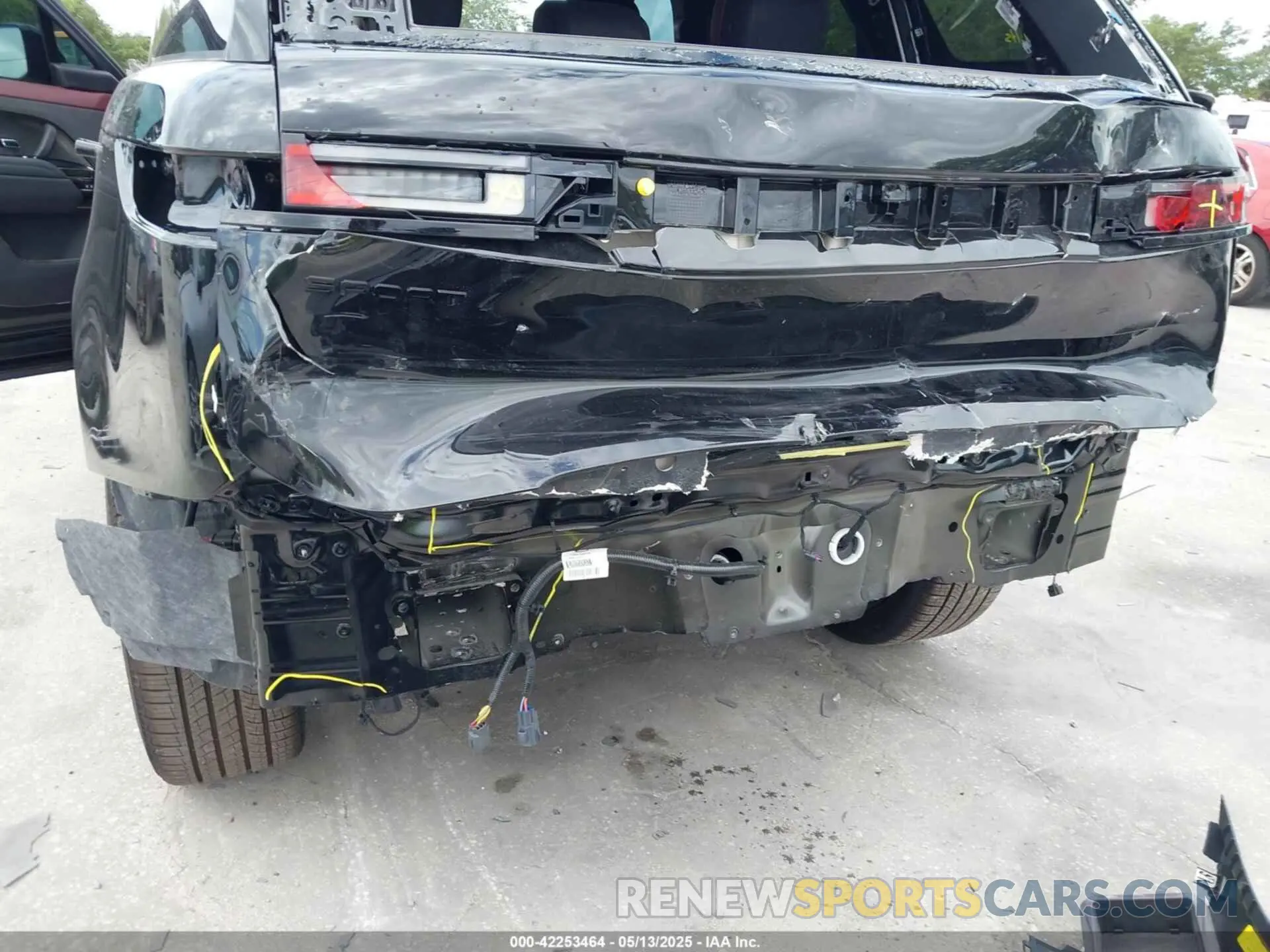 6 Photograph of a damaged car SAL1L9FU4SA438441 LAND ROVER RANGE ROVER SPORT 2025