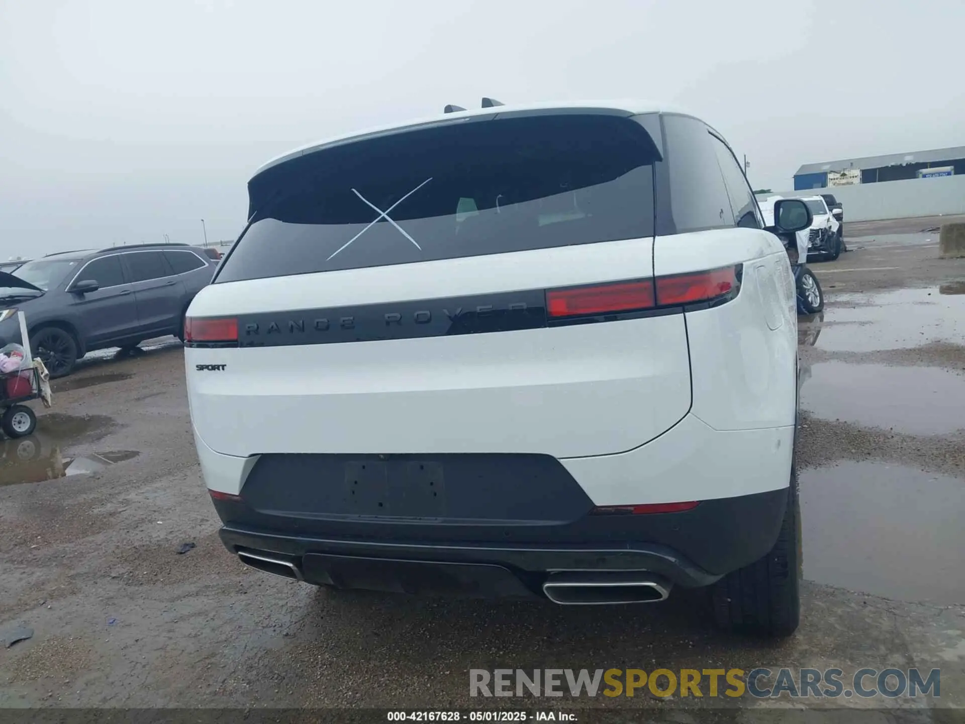 16 Photograph of a damaged car SAL1P9EU3SA454703 LAND ROVER RANGE ROVER SPORT 2025