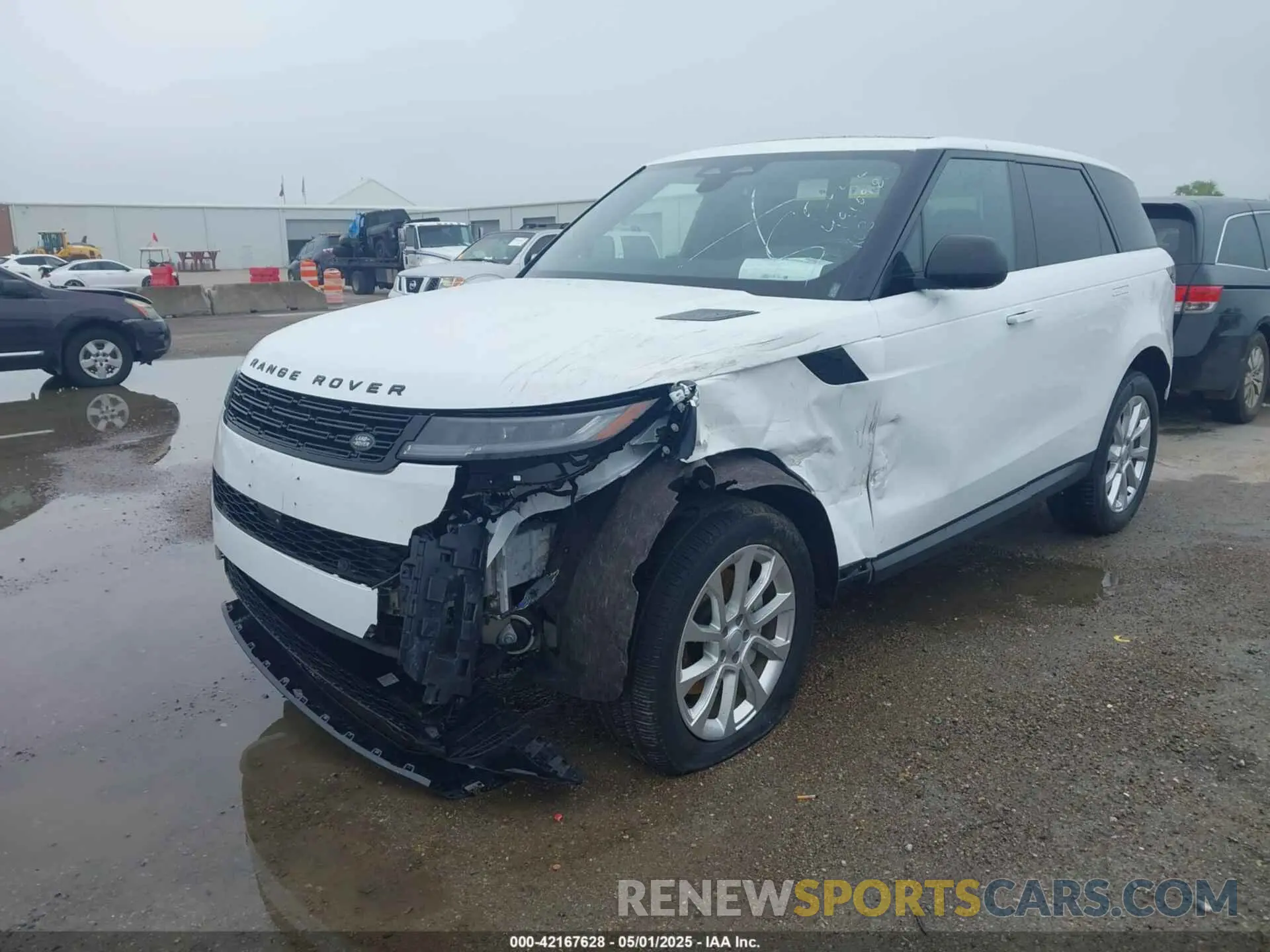 2 Photograph of a damaged car SAL1P9EU3SA454703 LAND ROVER RANGE ROVER SPORT 2025