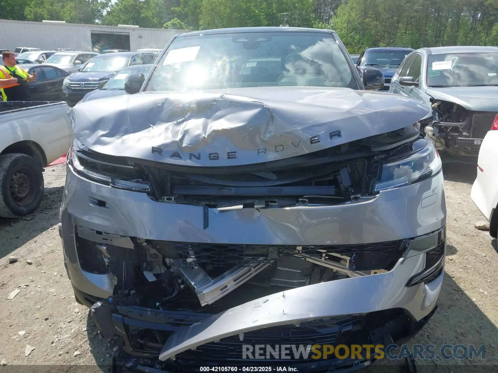 11 Photograph of a damaged car SAL1P9EU8SA439534 LAND ROVER RANGE ROVER SPORT 2025