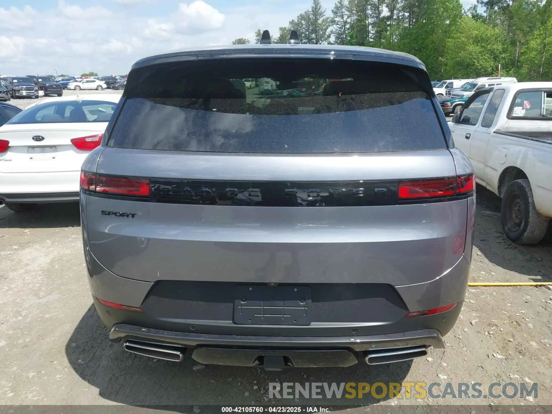 15 Photograph of a damaged car SAL1P9EU8SA439534 LAND ROVER RANGE ROVER SPORT 2025