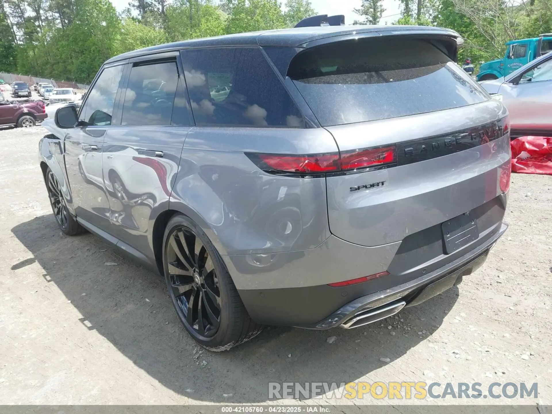 3 Photograph of a damaged car SAL1P9EU8SA439534 LAND ROVER RANGE ROVER SPORT 2025