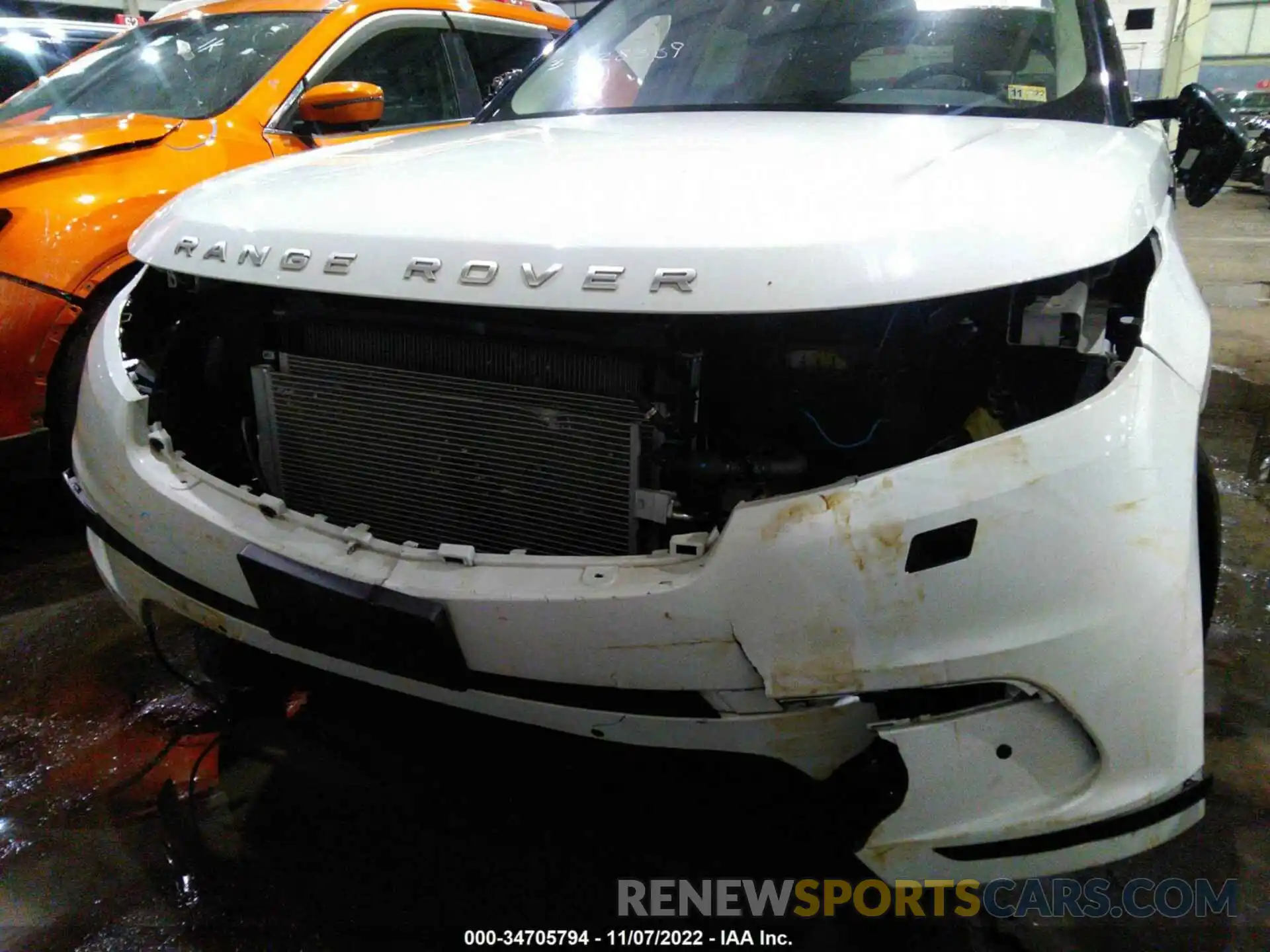 6 Photograph of a damaged car 00LYB2EX7KA203617 LAND ROVER RANGE ROVER VELAR 2019