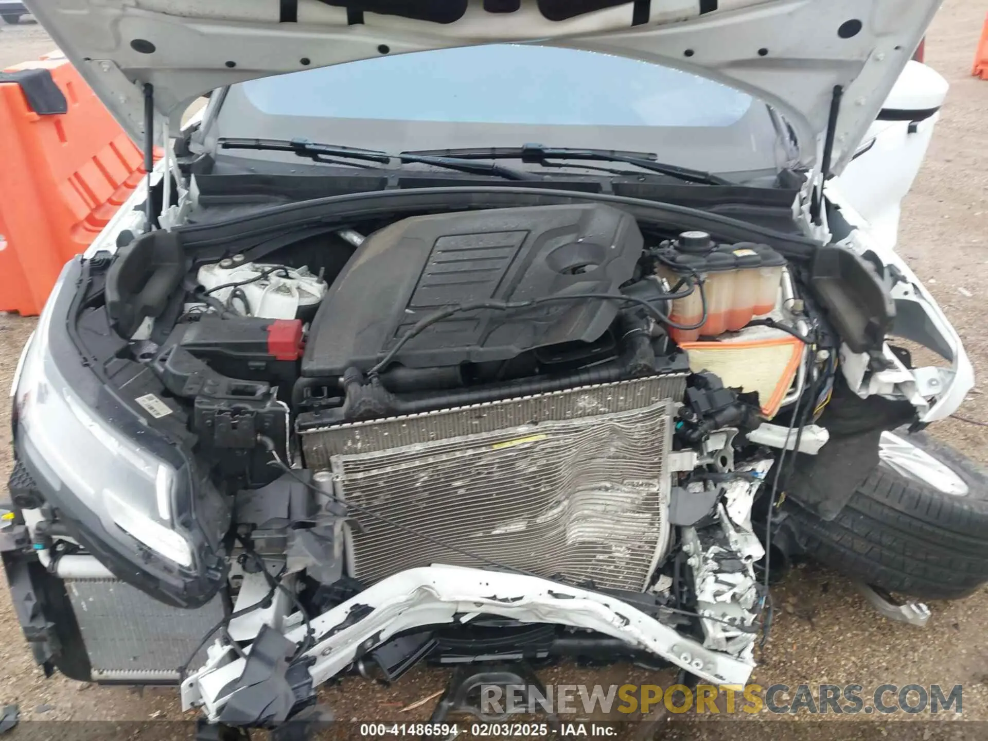 10 Photograph of a damaged car SALYA2EX4KA201472 LAND ROVER RANGE ROVER VELAR 2019