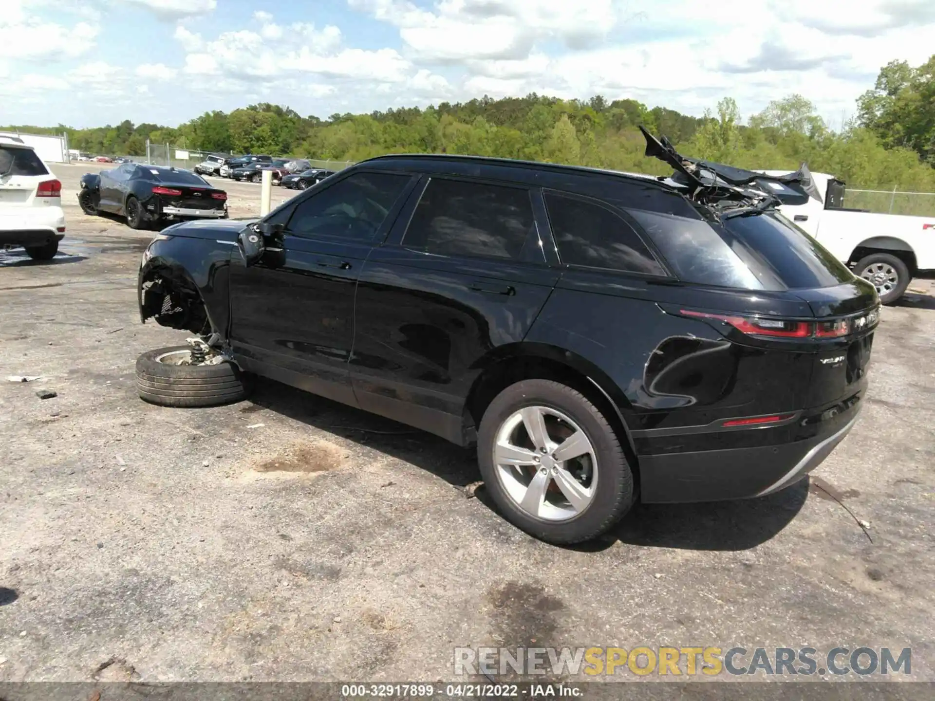 3 Photograph of a damaged car SALYB2EN4KA210927 LAND ROVER RANGE ROVER VELAR 2019