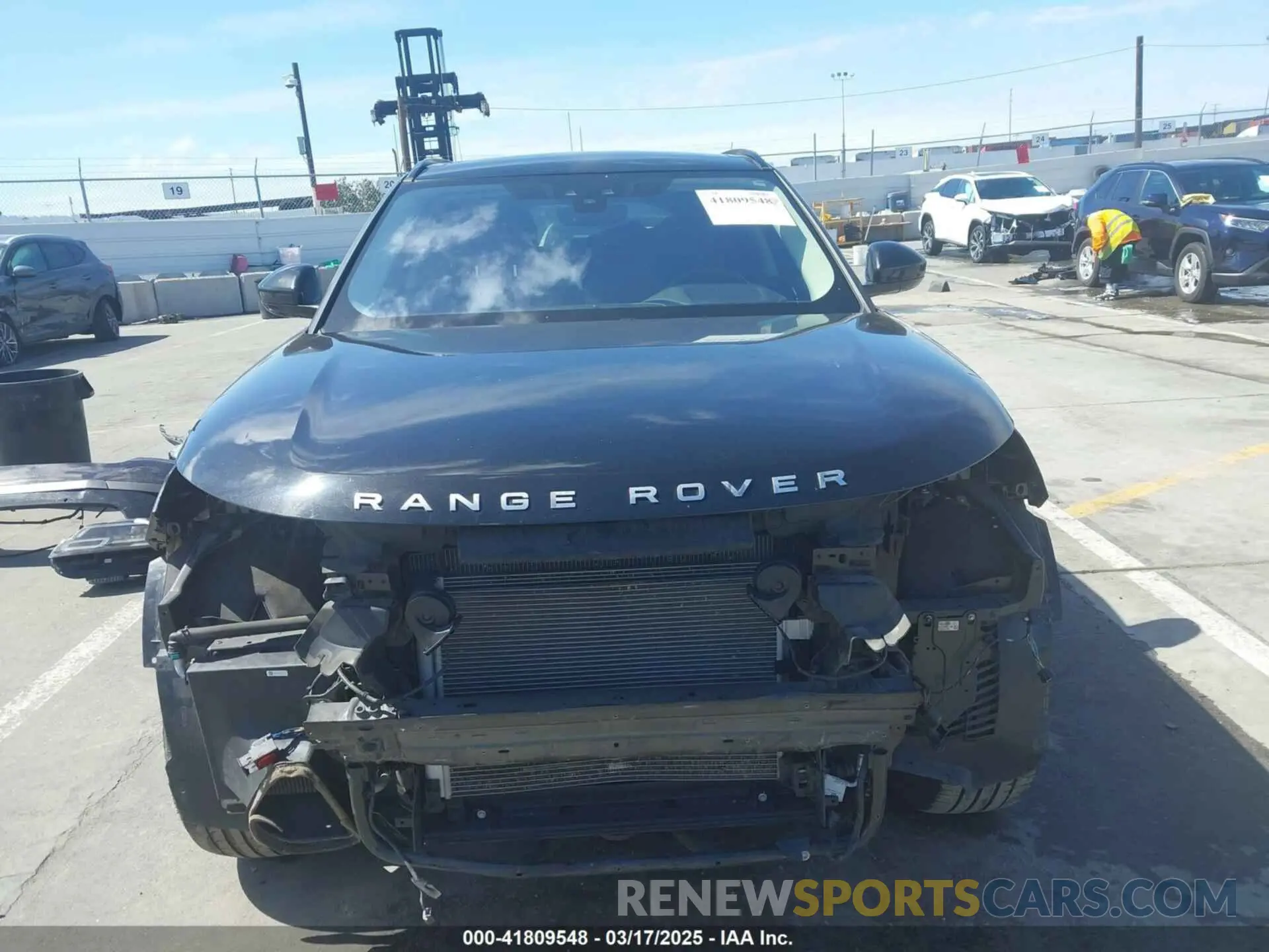 13 Photograph of a damaged car SALYB2EN7KA779531 LAND ROVER RANGE ROVER VELAR 2019