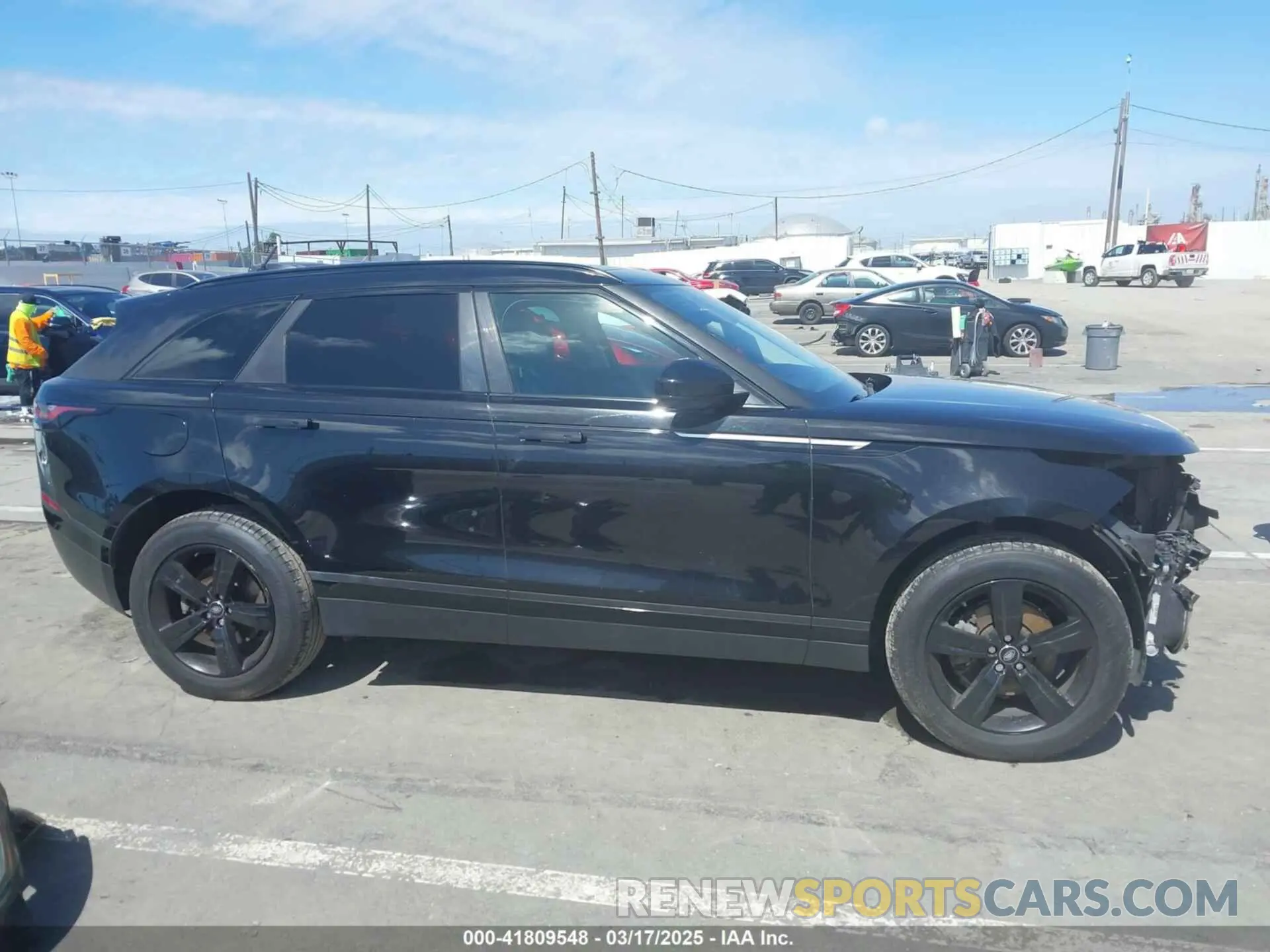 14 Photograph of a damaged car SALYB2EN7KA779531 LAND ROVER RANGE ROVER VELAR 2019