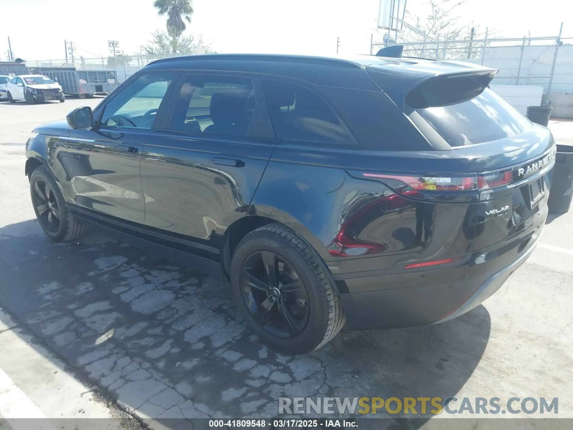 3 Photograph of a damaged car SALYB2EN7KA779531 LAND ROVER RANGE ROVER VELAR 2019