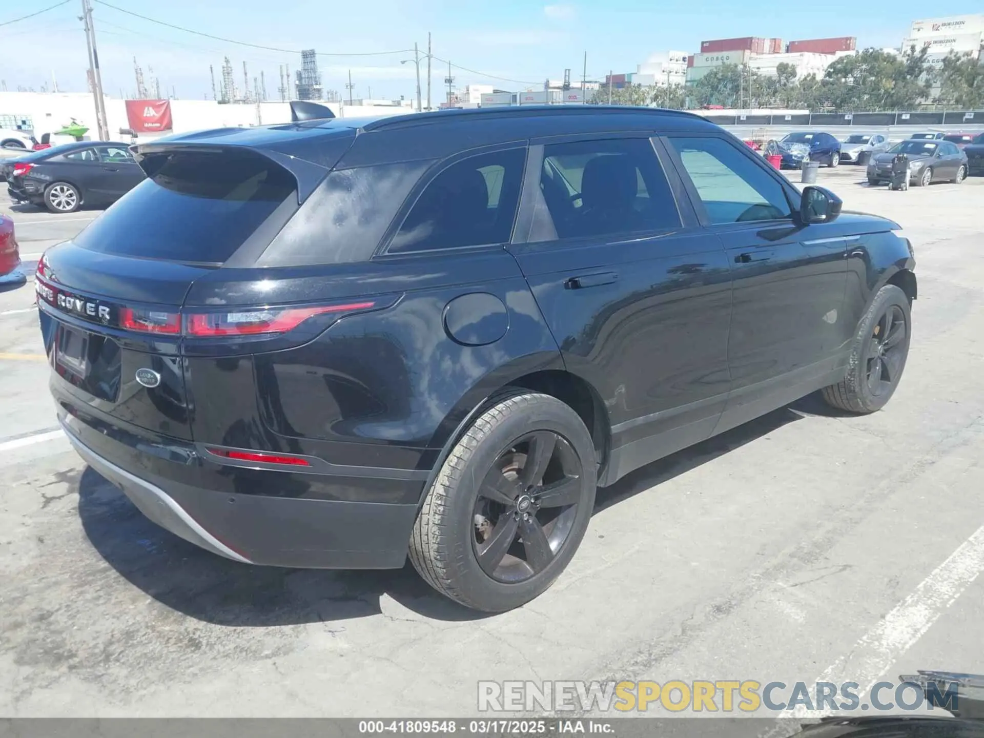 4 Photograph of a damaged car SALYB2EN7KA779531 LAND ROVER RANGE ROVER VELAR 2019