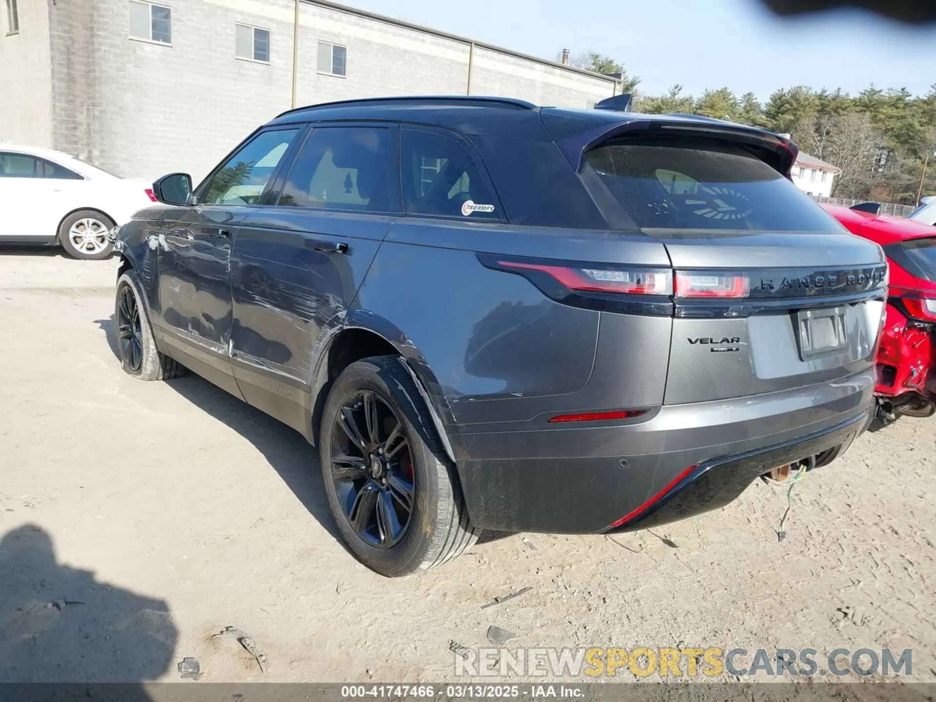 3 Photograph of a damaged car SALYB2EV4KA789188 LAND ROVER RANGE ROVER VELAR 2019