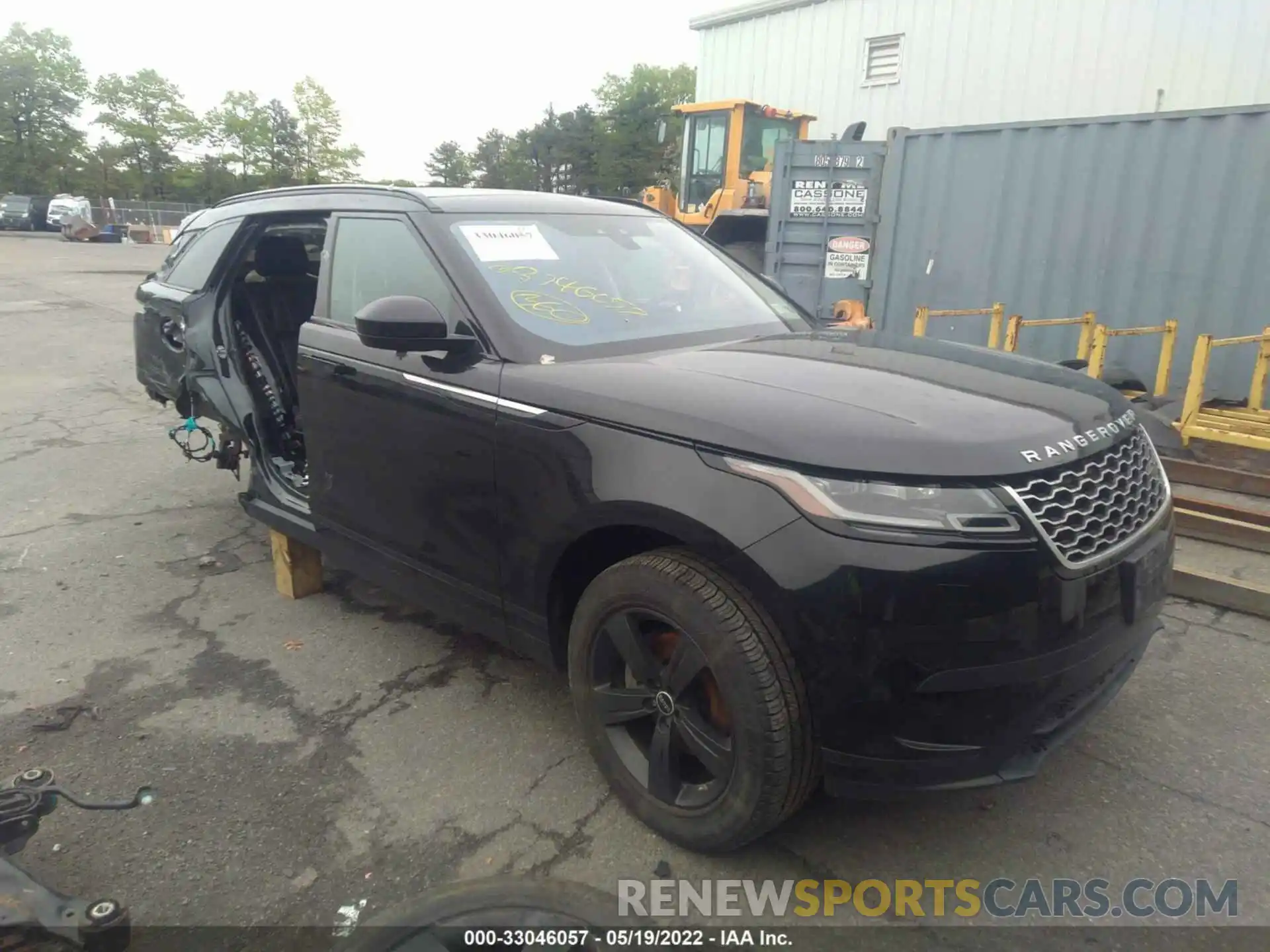 1 Photograph of a damaged car SALYB2EX0KA781820 LAND ROVER RANGE ROVER VELAR 2019