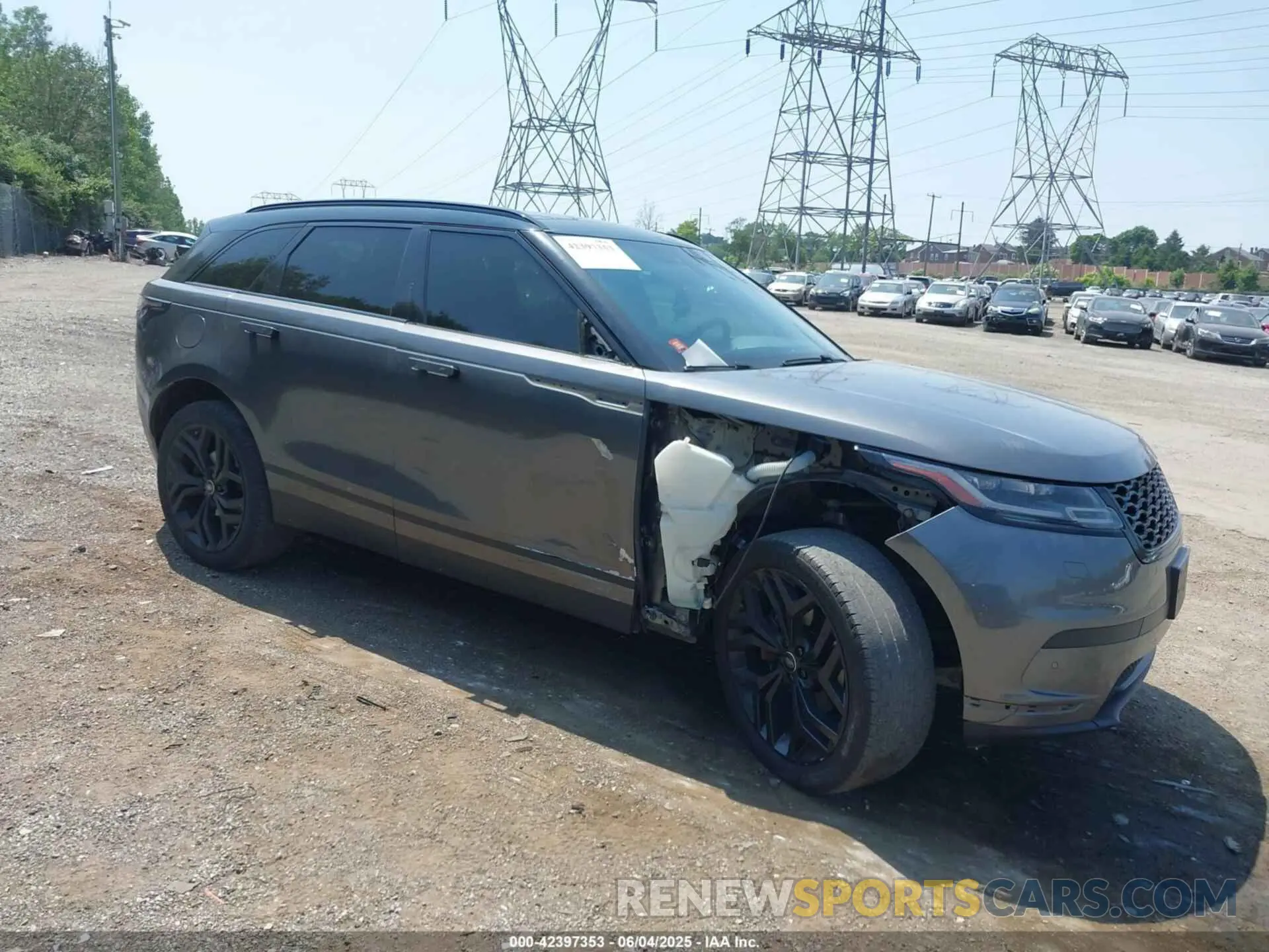 1 Photograph of a damaged car SALYB2EX0KA798990 LAND ROVER RANGE ROVER VELAR 2019