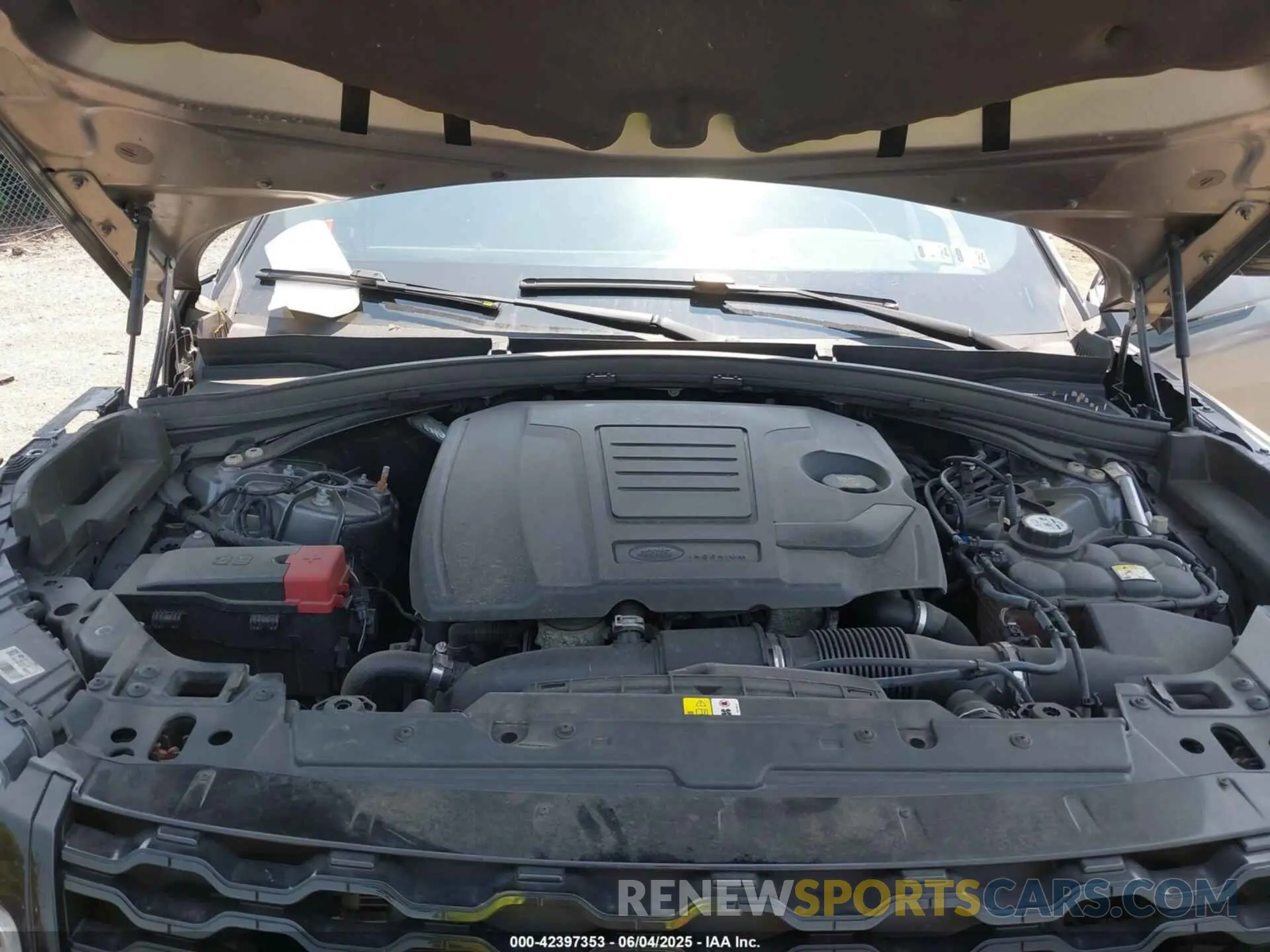 10 Photograph of a damaged car SALYB2EX0KA798990 LAND ROVER RANGE ROVER VELAR 2019