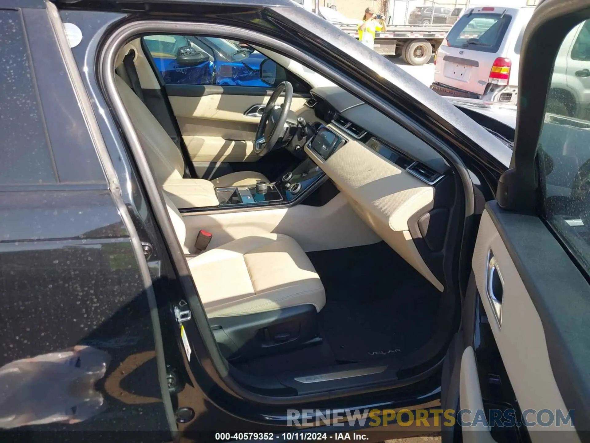 5 Photograph of a damaged car SALYB2EX1KA200468 LAND ROVER RANGE ROVER VELAR 2019