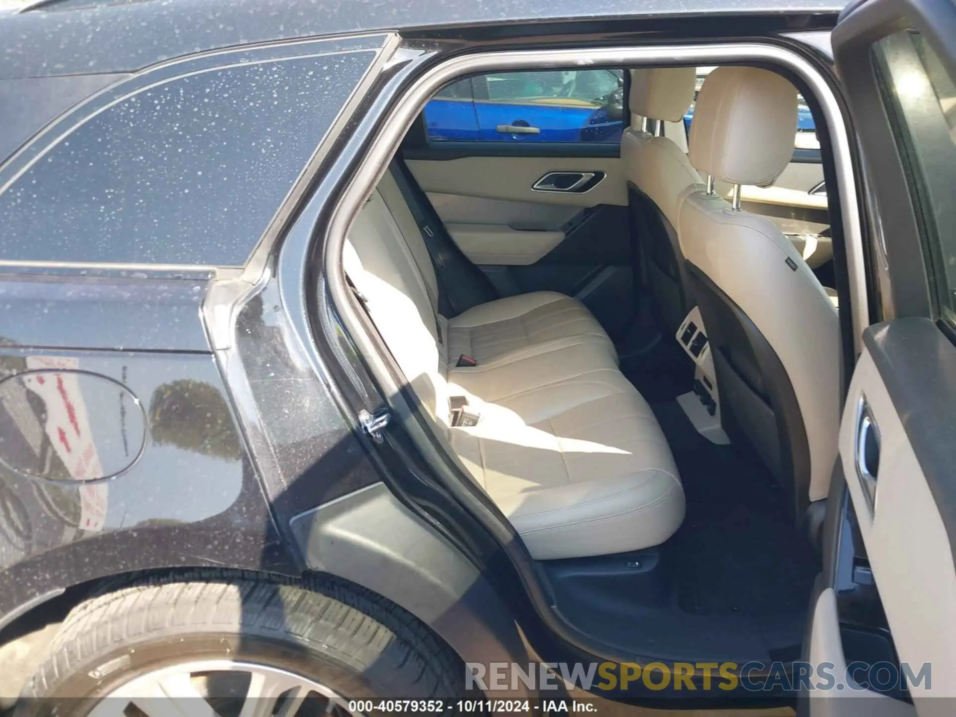 8 Photograph of a damaged car SALYB2EX1KA200468 LAND ROVER RANGE ROVER VELAR 2019