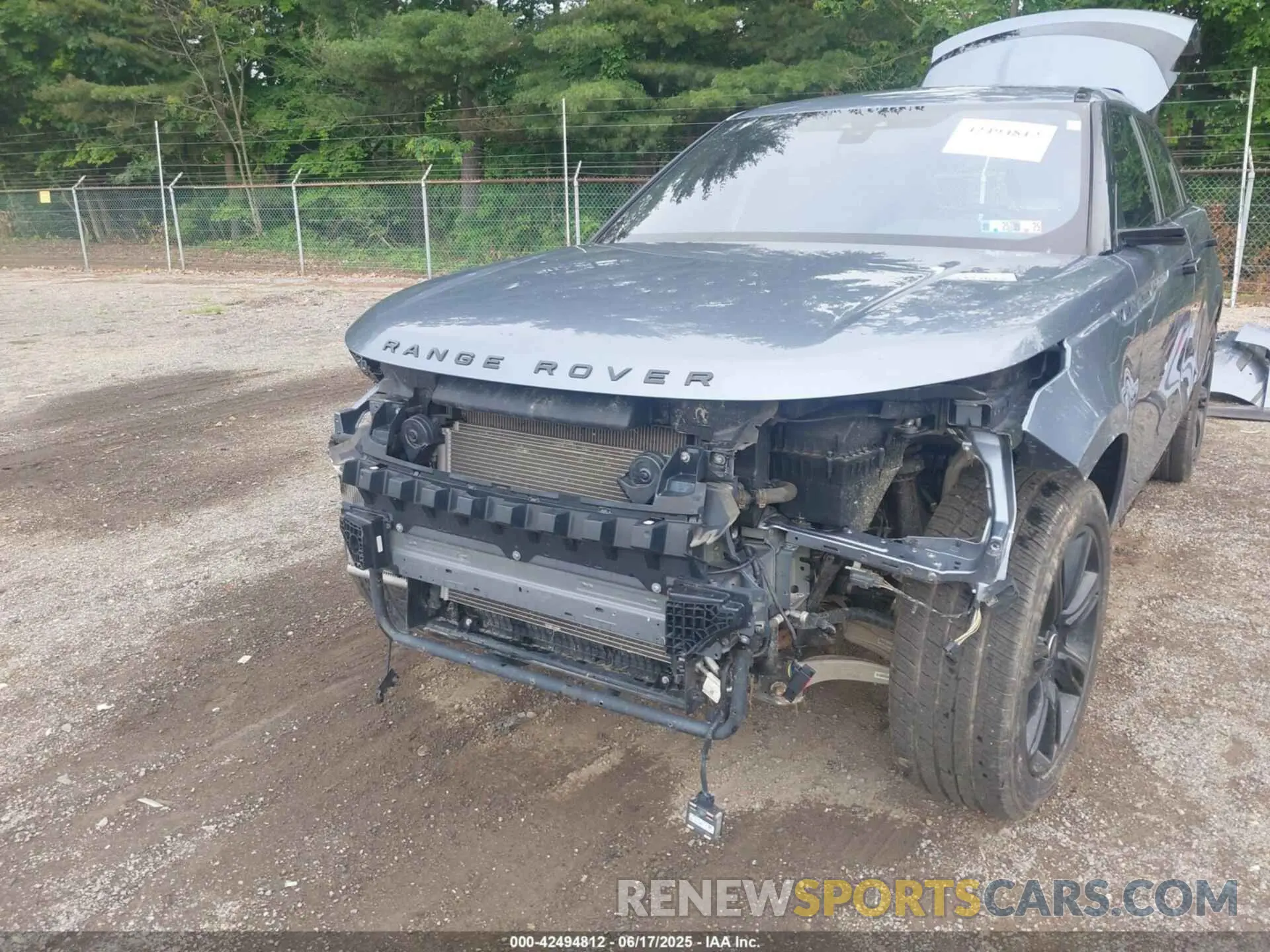 6 Photograph of a damaged car SALYB2EX1KA235172 LAND ROVER RANGE ROVER VELAR 2019