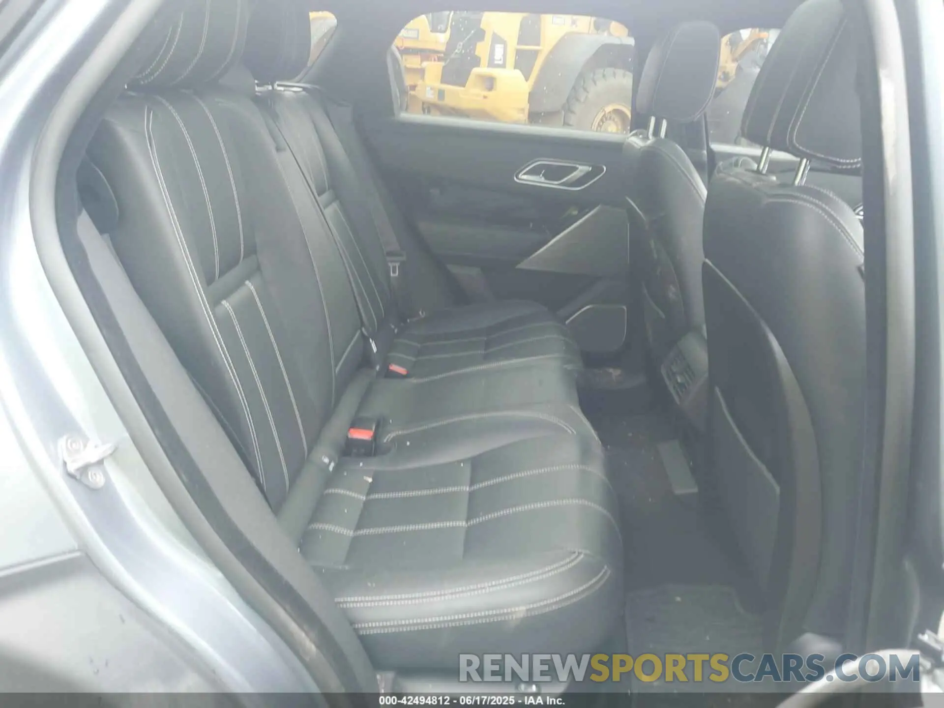8 Photograph of a damaged car SALYB2EX1KA235172 LAND ROVER RANGE ROVER VELAR 2019