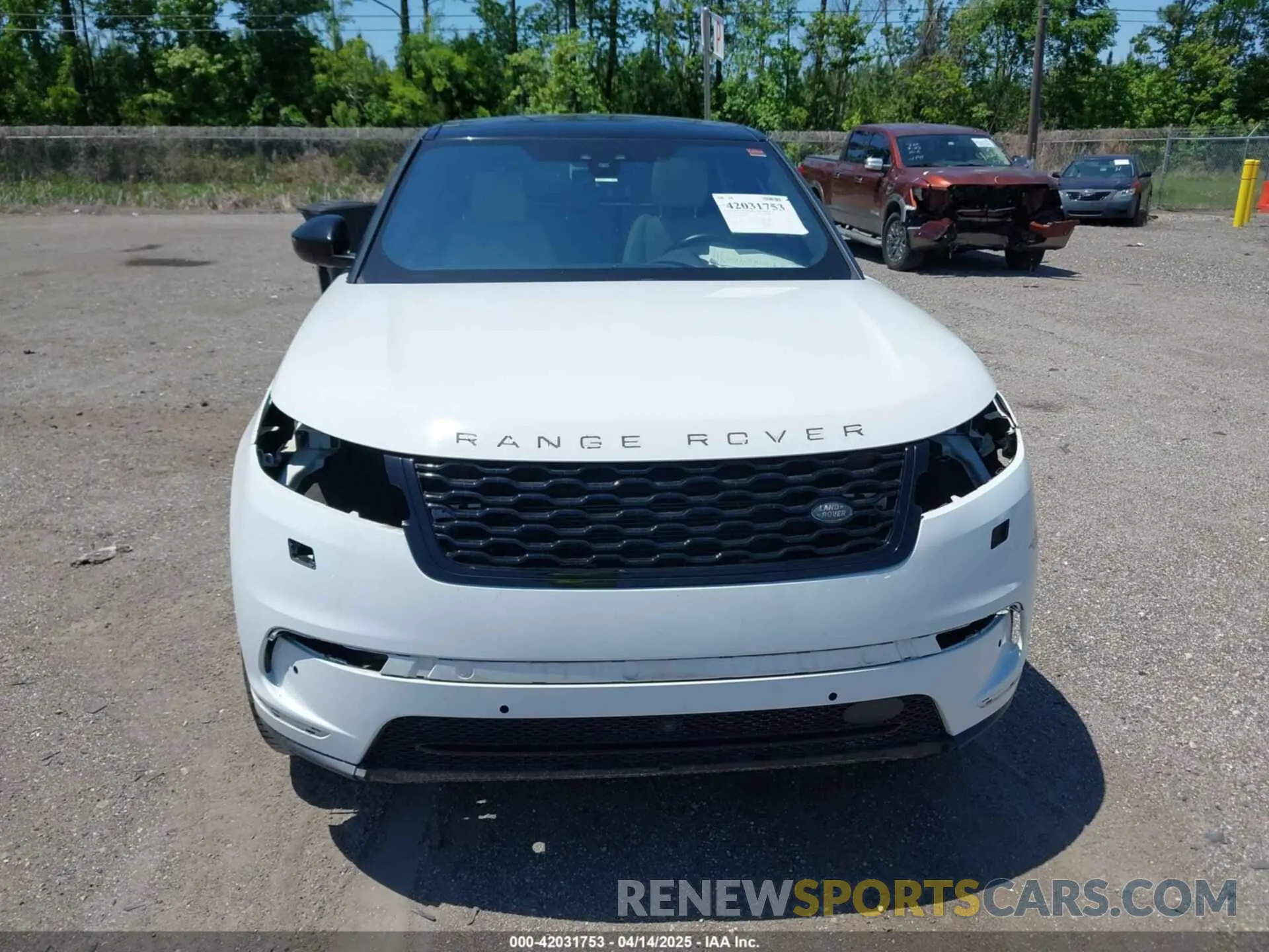 12 Photograph of a damaged car SALYB2EX2KA783830 LAND ROVER RANGE ROVER VELAR 2019