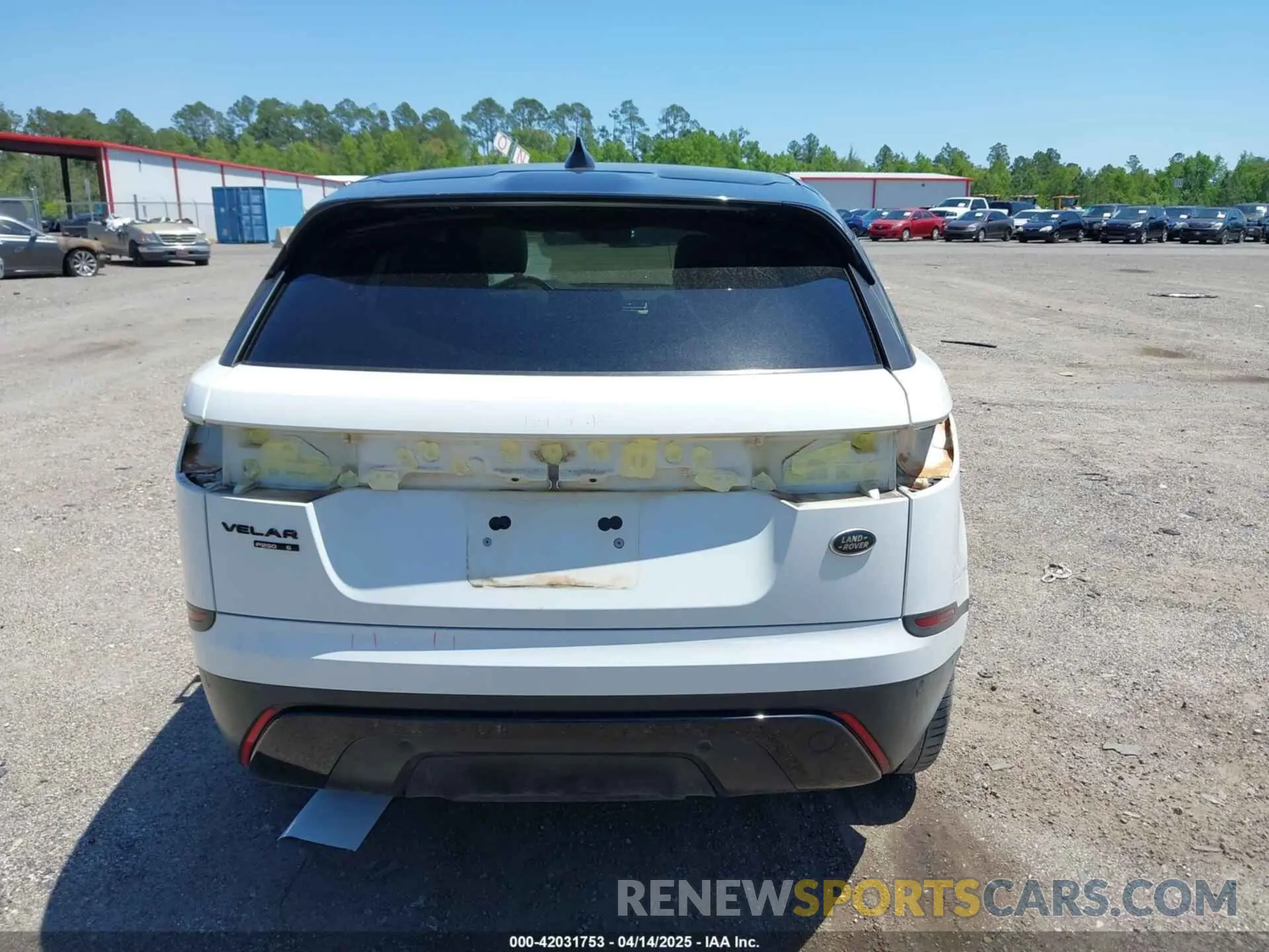 16 Photograph of a damaged car SALYB2EX2KA783830 LAND ROVER RANGE ROVER VELAR 2019