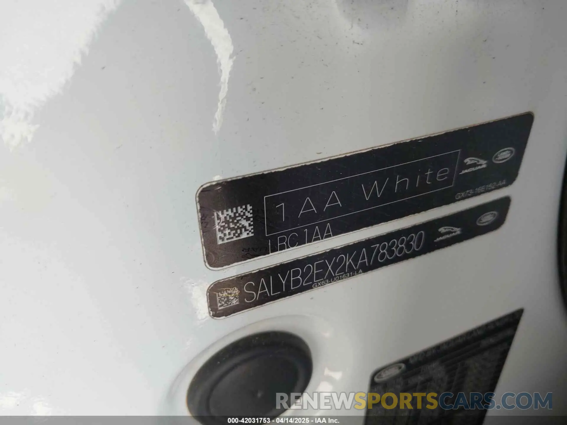 9 Photograph of a damaged car SALYB2EX2KA783830 LAND ROVER RANGE ROVER VELAR 2019